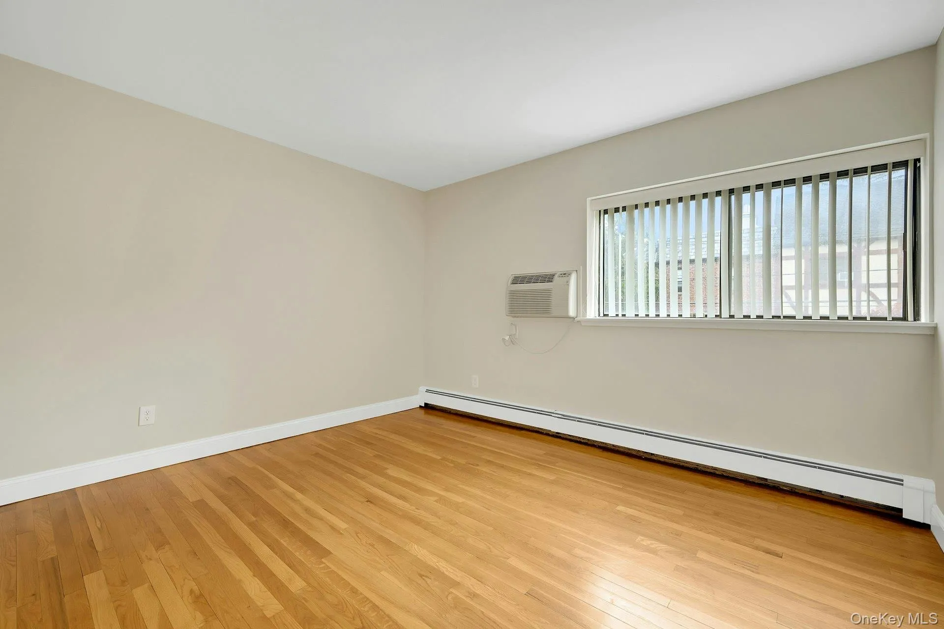 2 Park Avenue, Eastchester, NY, 1 Bedroom Bedrooms, 4 Rooms Rooms,1 BathroomBathrooms,Residential Lease,For Rent,Park,0,992062 2 Park Avenue, Eastchester, NY, 1 Bedroom Bedrooms, 4 Rooms Rooms,1 BathroomBathrooms,Residential Lease,For Rent,Park,0,992062