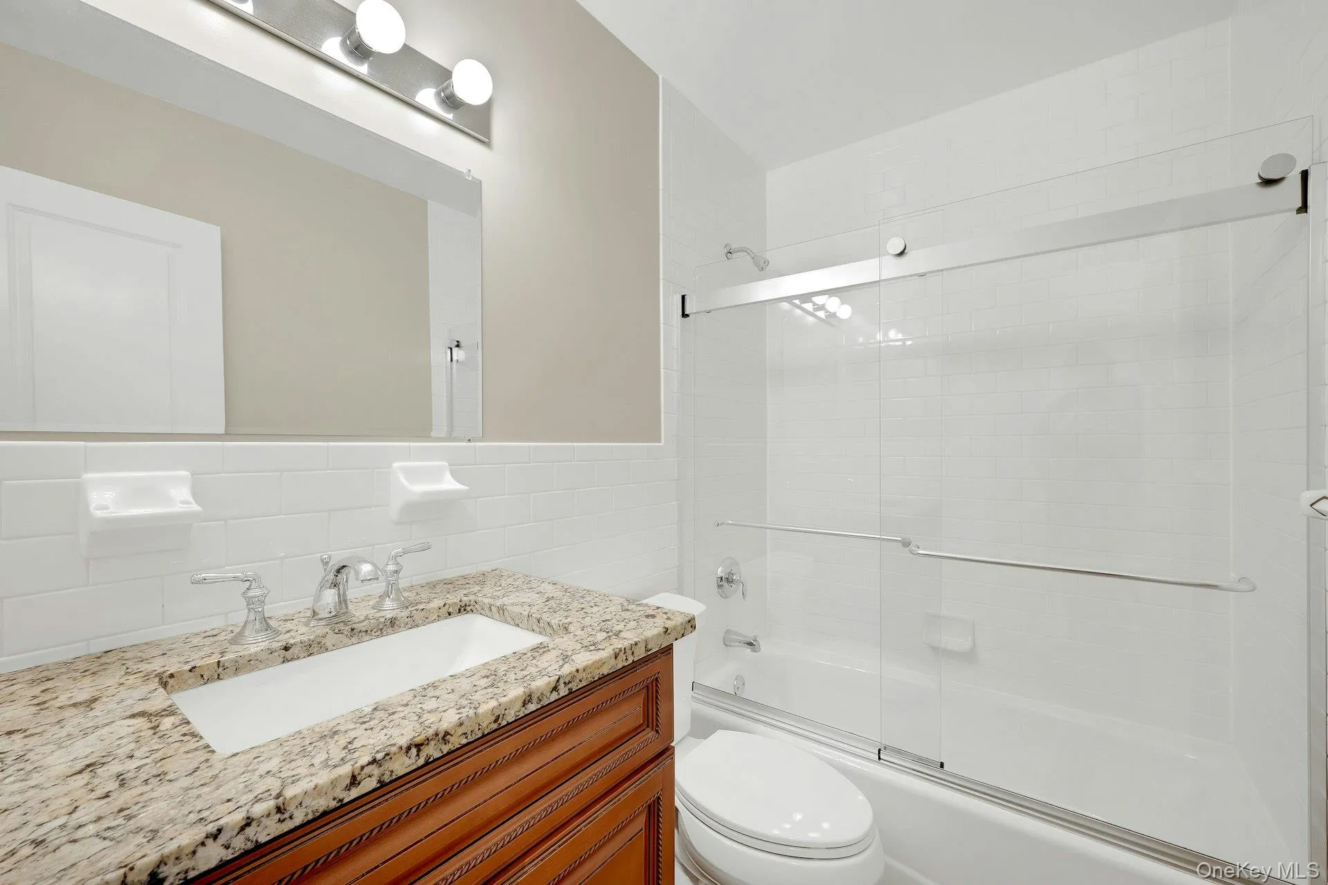 2 Park Avenue, Eastchester, NY, 1 Bedroom Bedrooms, 4 Rooms Rooms,1 BathroomBathrooms,Residential Lease,For Rent,Park,0,992062 2 Park Avenue, Eastchester, NY, 1 Bedroom Bedrooms, 4 Rooms Rooms,1 BathroomBathrooms,Residential Lease,For Rent,Park,0,992062