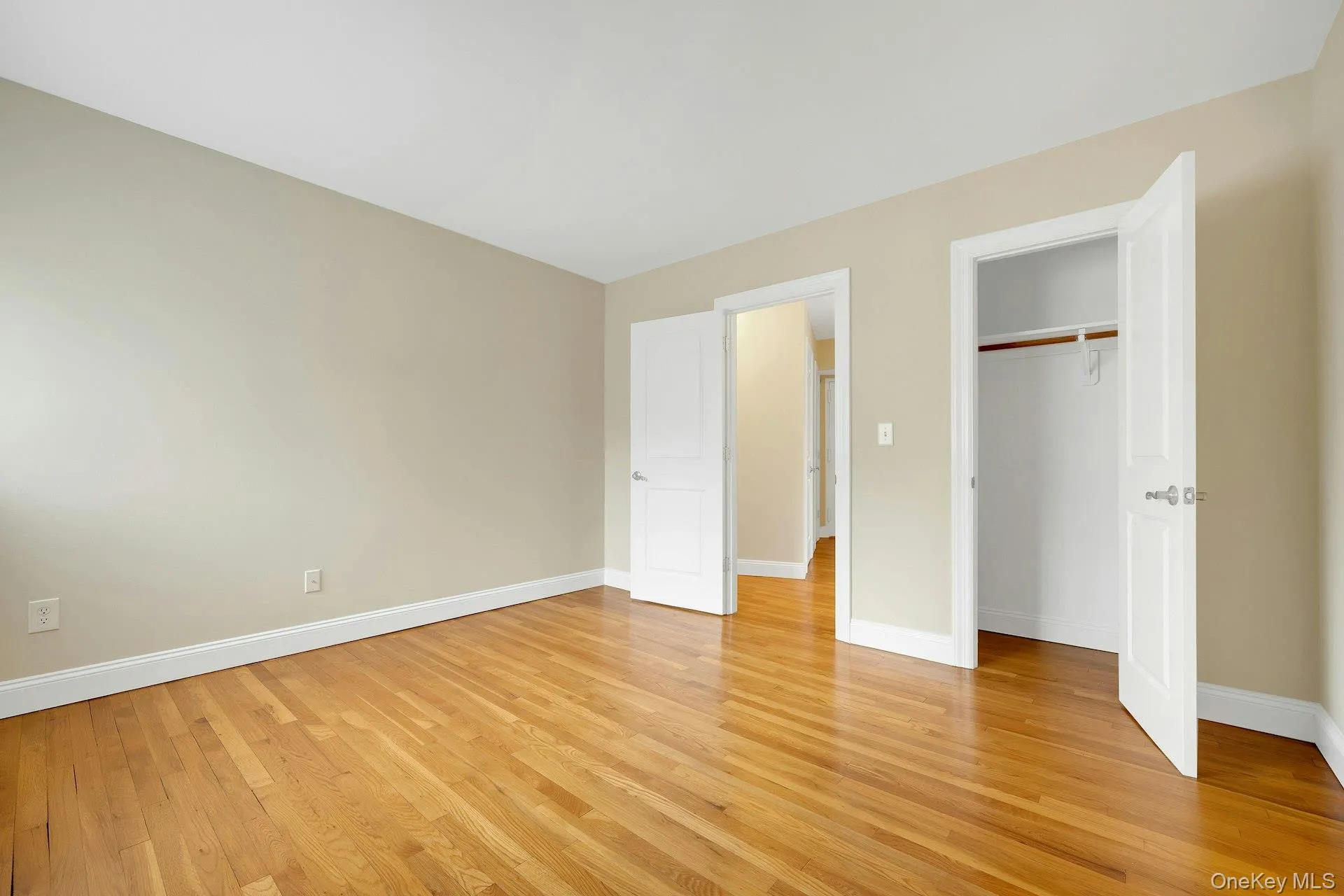 2 Park Avenue, Eastchester, NY, 1 Bedroom Bedrooms, 4 Rooms Rooms,1 BathroomBathrooms,Residential Lease,For Rent,Park,0,992062 2 Park Avenue, Eastchester, NY, 1 Bedroom Bedrooms, 4 Rooms Rooms,1 BathroomBathrooms,Residential Lease,For Rent,Park,0,992062