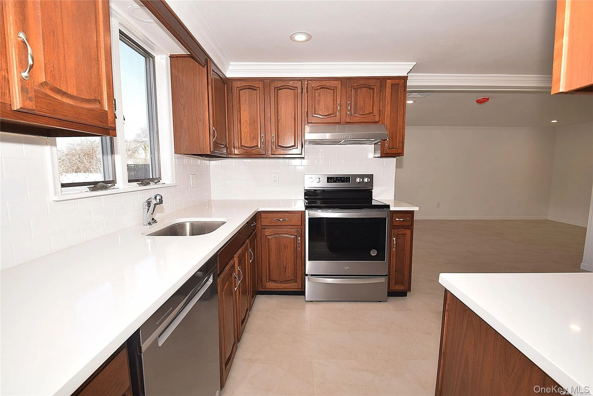 27 Lewis, Hempstead, NY, 3 Bedrooms Bedrooms, 7 Rooms Rooms,2 BathroomsBathrooms,Residential Lease,For Rent,Lewis,0,992078 27 Lewis, Hempstead, NY, 3 Bedrooms Bedrooms, 7 Rooms Rooms,2 BathroomsBathrooms,Residential Lease,For Rent,Lewis,0,992078