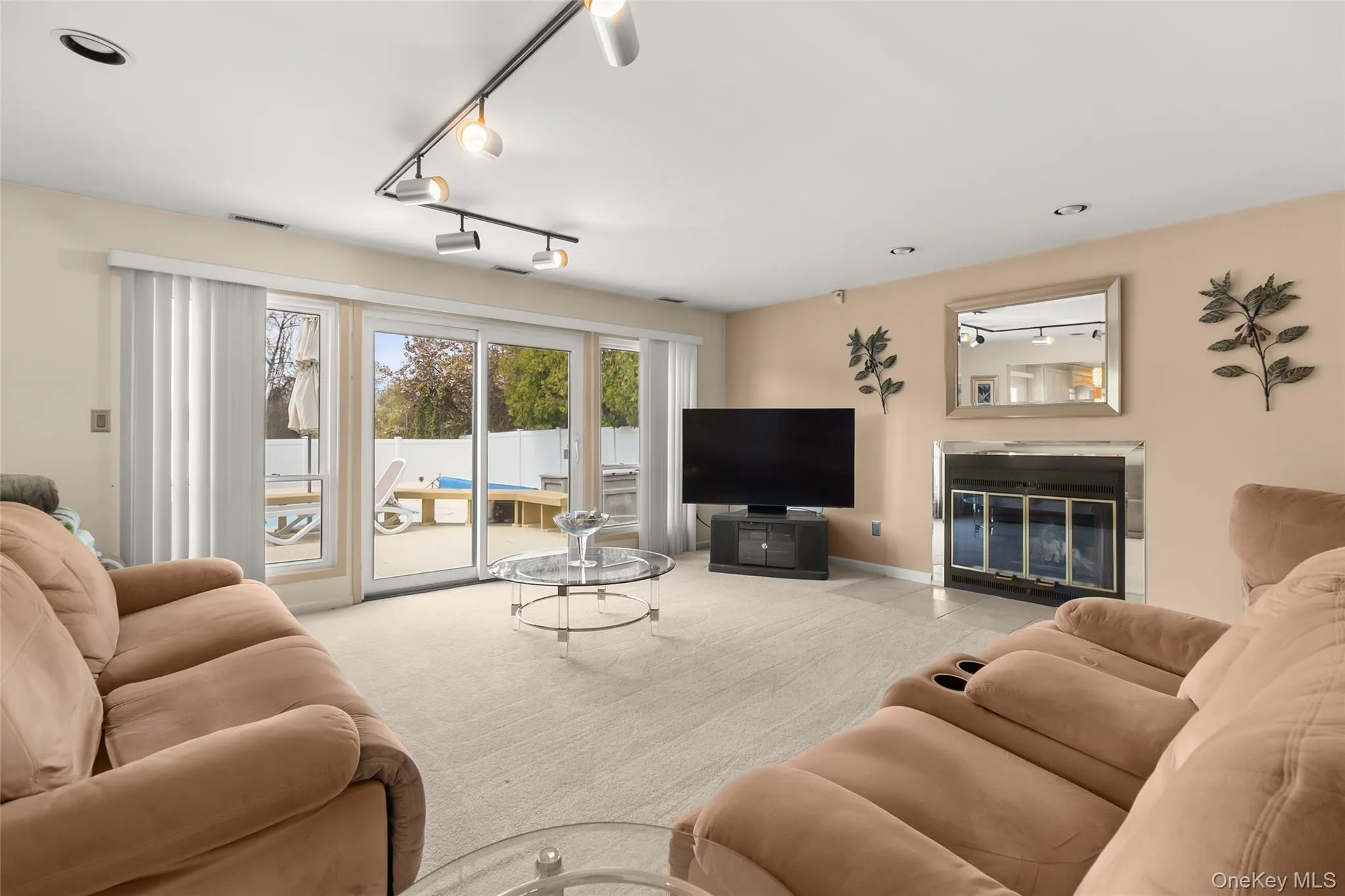 152 Pace Drive, Islip, NY, 5 Bedrooms Bedrooms, 10 Rooms Rooms,3 BathroomsBathrooms,Residential,For Rent,Pace,0,992120 152 Pace Drive, Islip, NY, 5 Bedrooms Bedrooms, 10 Rooms Rooms,3 BathroomsBathrooms,Residential,For Rent,Pace,0,992120