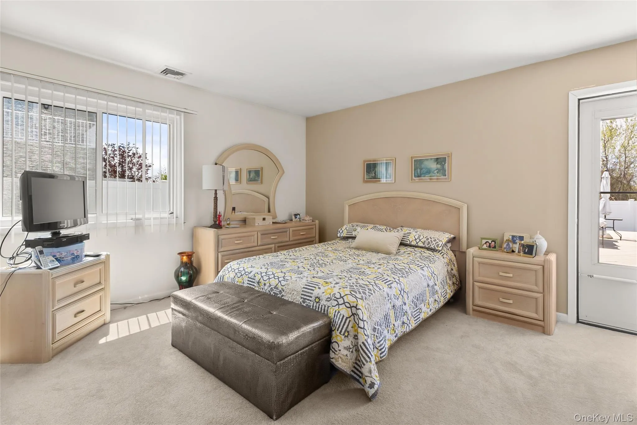 152 Pace Drive, Islip, NY, 5 Bedrooms Bedrooms, 10 Rooms Rooms,3 BathroomsBathrooms,Residential,For Rent,Pace,0,992120 152 Pace Drive, Islip, NY, 5 Bedrooms Bedrooms, 10 Rooms Rooms,3 BathroomsBathrooms,Residential,For Rent,Pace,0,992120