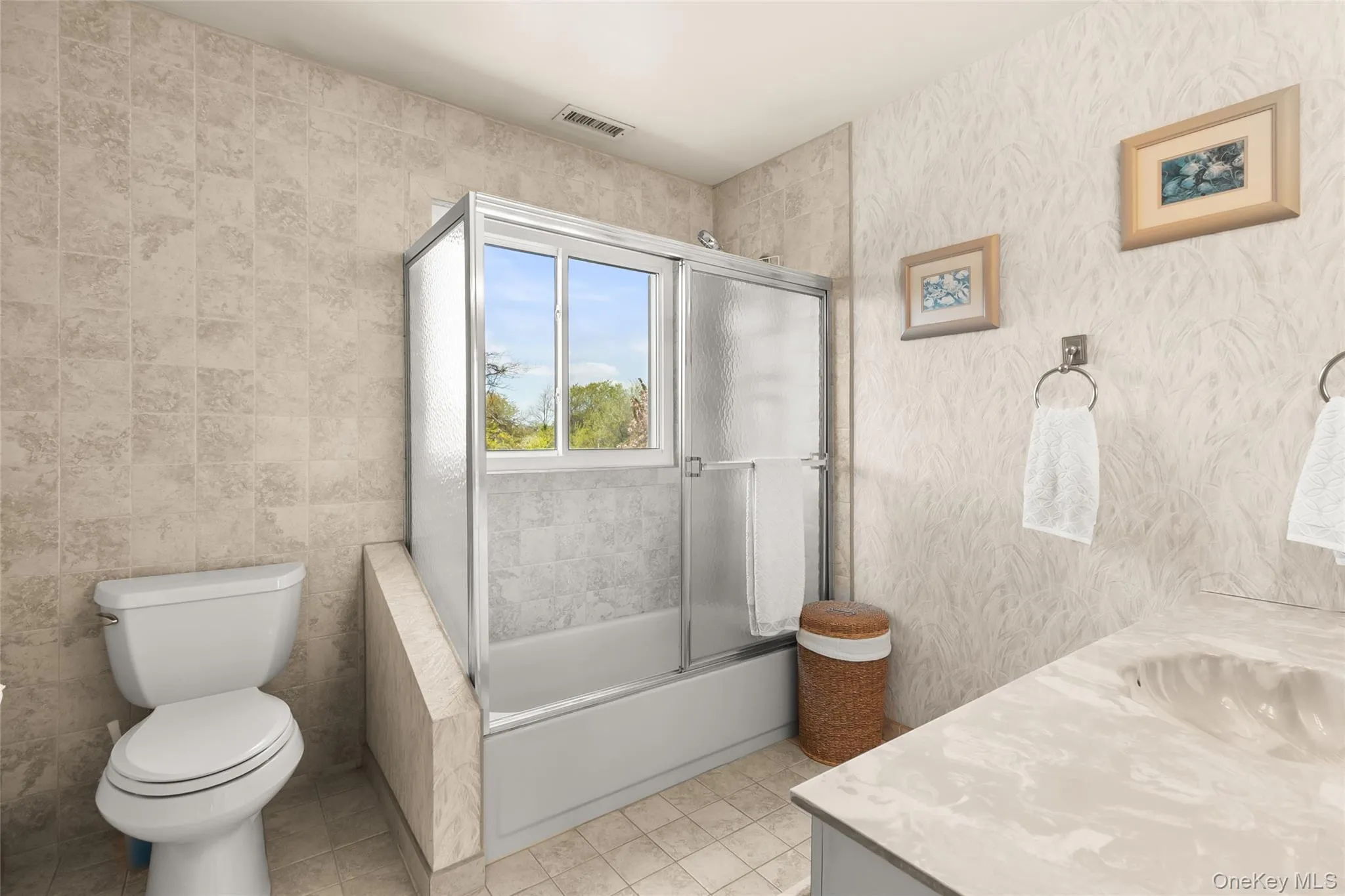 152 Pace Drive, Islip, NY, 5 Bedrooms Bedrooms, 10 Rooms Rooms,3 BathroomsBathrooms,Residential,For Rent,Pace,0,992120 152 Pace Drive, Islip, NY, 5 Bedrooms Bedrooms, 10 Rooms Rooms,3 BathroomsBathrooms,Residential,For Rent,Pace,0,992120
