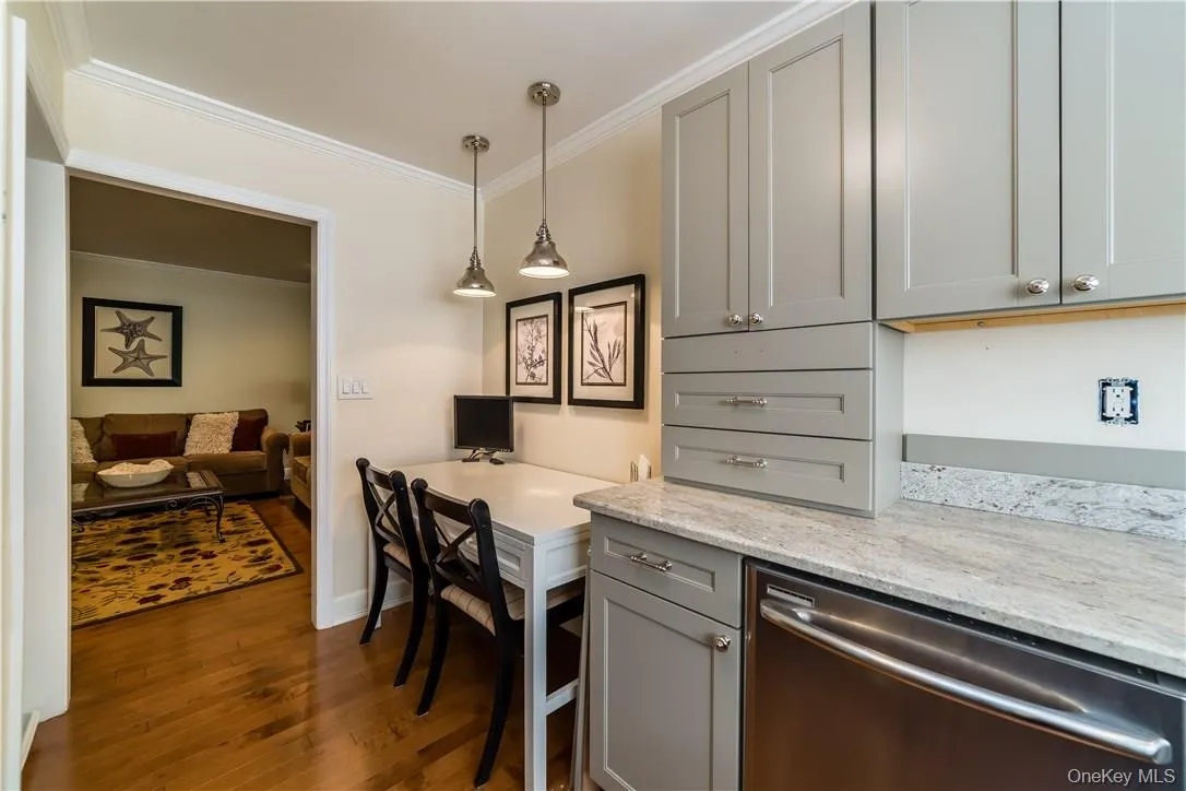 170 Birchwood Close, New Castle, NY, 1 Bedroom Bedrooms, 4 Rooms Rooms,1 BathroomBathrooms,Residential Lease,For Rent,Birchwood Close,0,992130 170 Birchwood Close, New Castle, NY, 1 Bedroom Bedrooms, 4 Rooms Rooms,1 BathroomBathrooms,Residential Lease,For Rent,Birchwood Close,0,992130