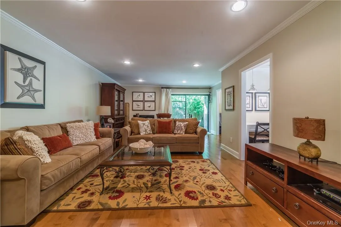170 Birchwood Close, New Castle, NY, 1 Bedroom Bedrooms, 4 Rooms Rooms,1 BathroomBathrooms,Residential Lease,For Rent,Birchwood Close,0,992130 170 Birchwood Close, New Castle, NY, 1 Bedroom Bedrooms, 4 Rooms Rooms,1 BathroomBathrooms,Residential Lease,For Rent,Birchwood Close,0,992130