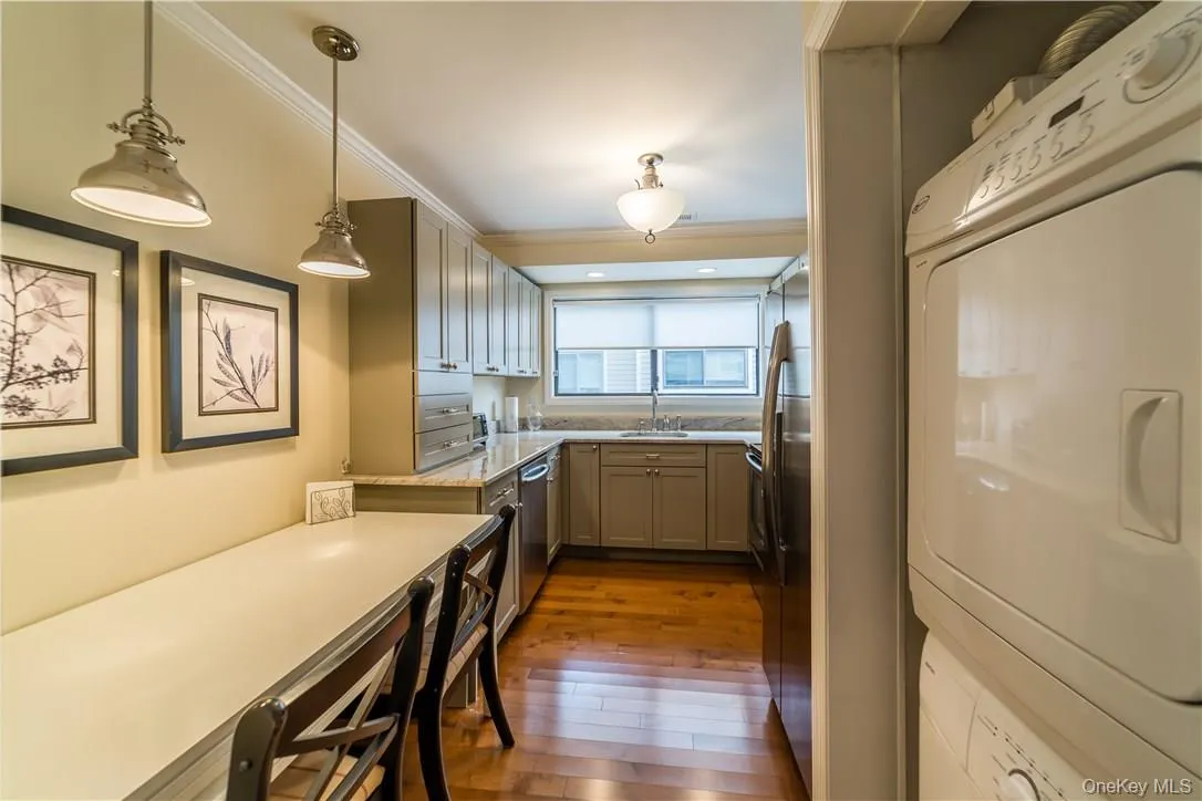 170 Birchwood Close, New Castle, NY, 1 Bedroom Bedrooms, 4 Rooms Rooms,1 BathroomBathrooms,Residential Lease,For Rent,Birchwood Close,0,992130 170 Birchwood Close, New Castle, NY, 1 Bedroom Bedrooms, 4 Rooms Rooms,1 BathroomBathrooms,Residential Lease,For Rent,Birchwood Close,0,992130