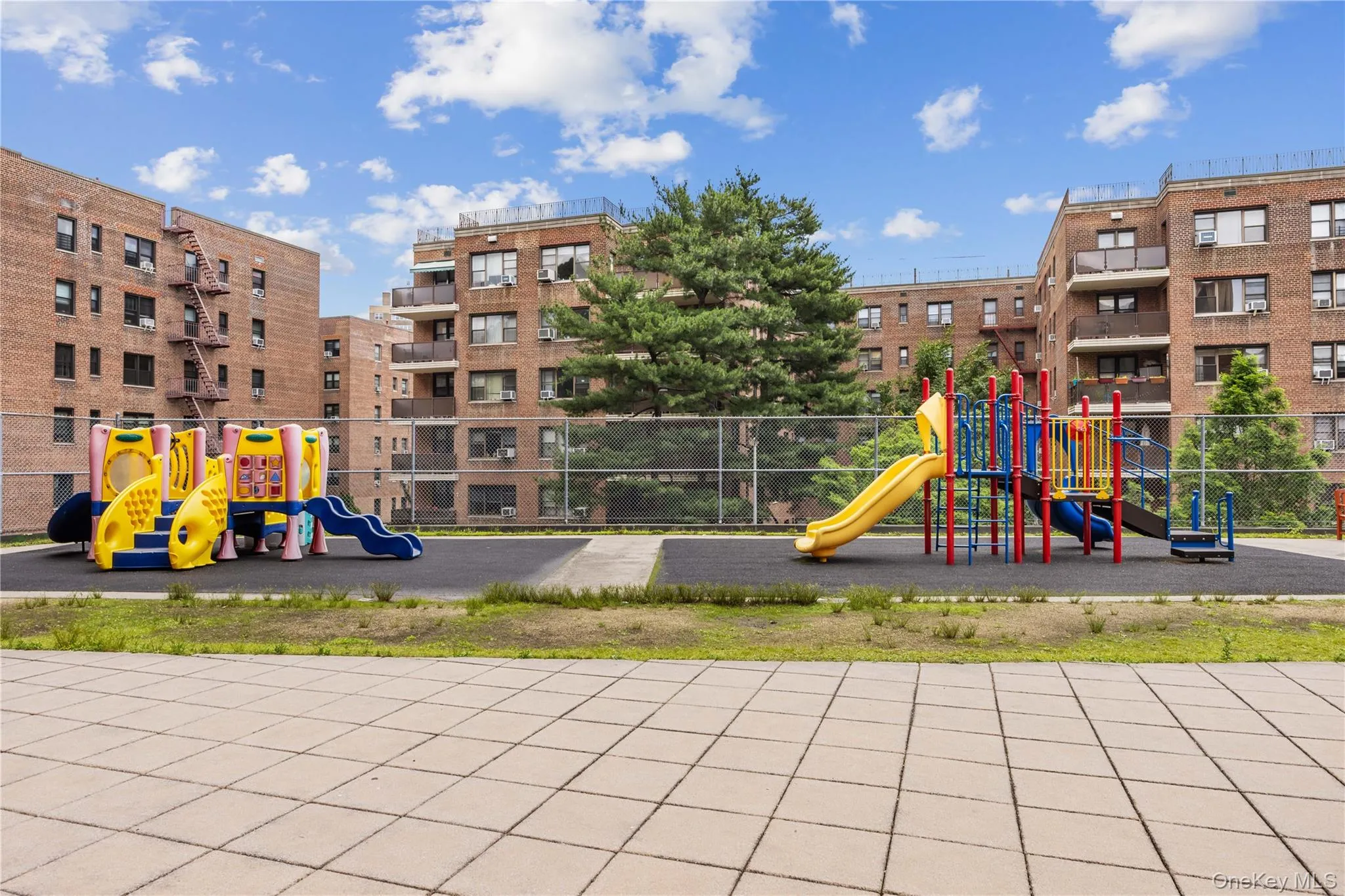 3616 Henry Hudson Parkway, New York, NY, 1 Bedroom Bedrooms, 5 Rooms Rooms,1 BathroomBathrooms,Residential Lease,For Rent,Henry Hudson Parkway,0,992137 3616 Henry Hudson Parkway, New York, NY, 1 Bedroom Bedrooms, 5 Rooms Rooms,1 BathroomBathrooms,Residential Lease,For Rent,Henry Hudson Parkway,0,992137