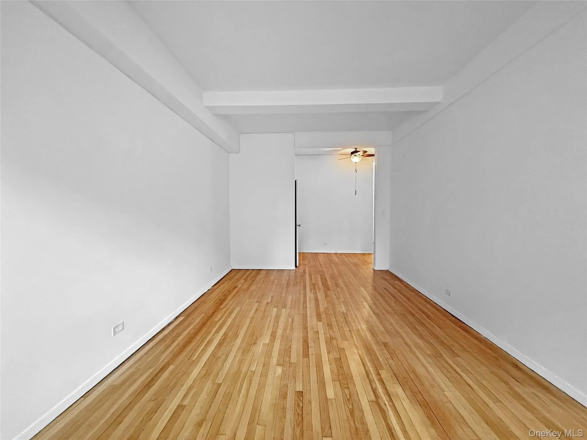 3616 Henry Hudson Parkway, New York, NY, 1 Bedroom Bedrooms, 5 Rooms Rooms,1 BathroomBathrooms,Residential Lease,For Rent,Henry Hudson Parkway,0,992137 3616 Henry Hudson Parkway, New York, NY, 1 Bedroom Bedrooms, 5 Rooms Rooms,1 BathroomBathrooms,Residential Lease,For Rent,Henry Hudson Parkway,0,992137