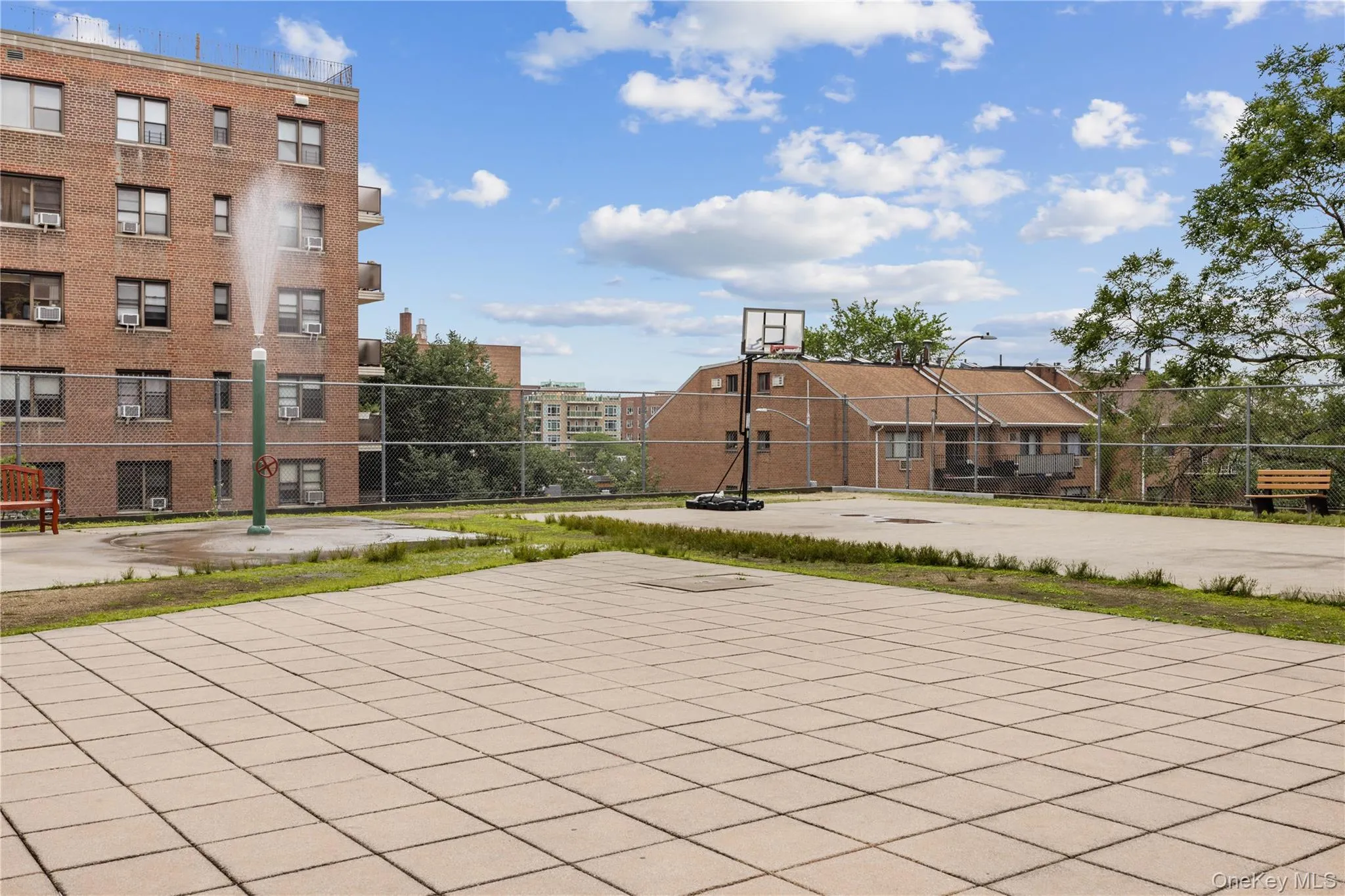 3616 Henry Hudson Parkway, New York, NY, 1 Bedroom Bedrooms, 5 Rooms Rooms,1 BathroomBathrooms,Residential Lease,For Rent,Henry Hudson Parkway,0,992137 3616 Henry Hudson Parkway, New York, NY, 1 Bedroom Bedrooms, 5 Rooms Rooms,1 BathroomBathrooms,Residential Lease,For Rent,Henry Hudson Parkway,0,992137