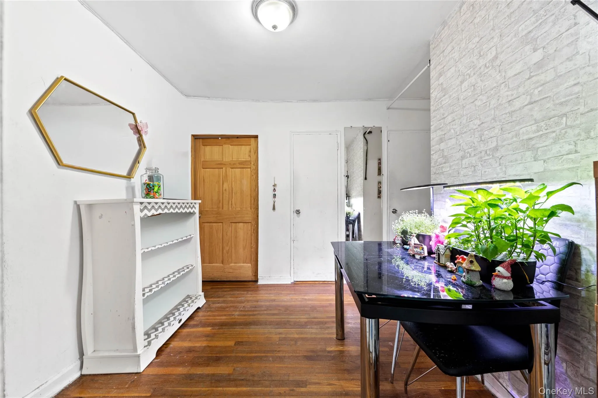 2275 Cruger Ave, New York, NY, 2 Bedrooms Bedrooms, 5 Rooms Rooms,1 BathroomBathrooms,Residential Sale,For Rent,Cruger Ave,0,992150 2275 Cruger Ave, New York, NY, 2 Bedrooms Bedrooms, 5 Rooms Rooms,1 BathroomBathrooms,Residential Sale,For Rent,Cruger Ave,0,992150