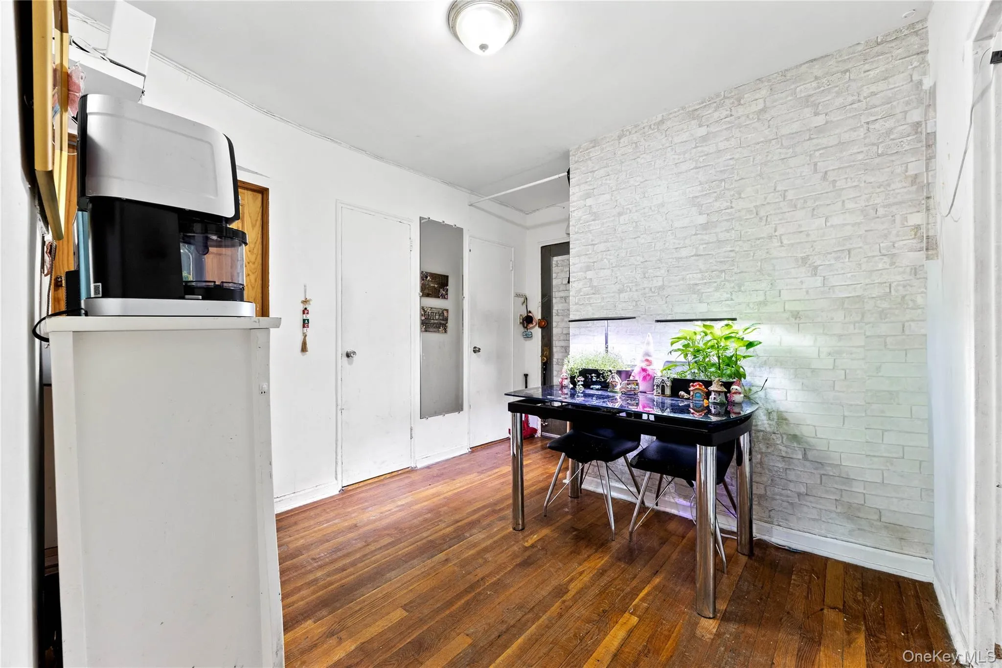 2275 Cruger Ave, New York, NY, 2 Bedrooms Bedrooms, 5 Rooms Rooms,1 BathroomBathrooms,Residential Sale,For Rent,Cruger Ave,0,992150 2275 Cruger Ave, New York, NY, 2 Bedrooms Bedrooms, 5 Rooms Rooms,1 BathroomBathrooms,Residential Sale,For Rent,Cruger Ave,0,992150