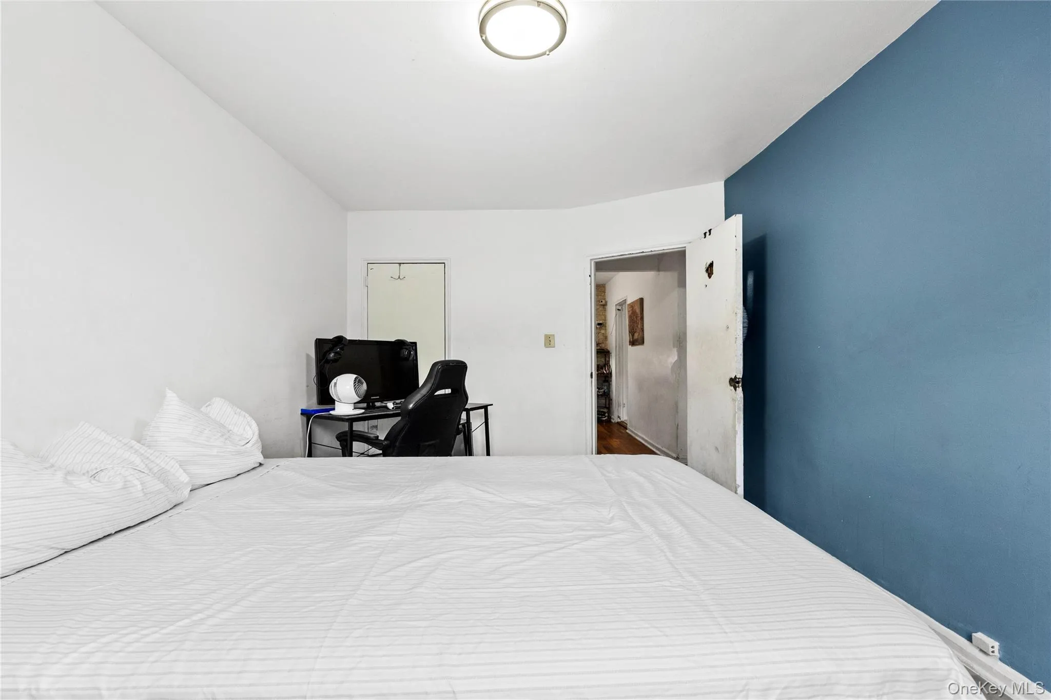 2275 Cruger Ave, New York, NY, 2 Bedrooms Bedrooms, 5 Rooms Rooms,1 BathroomBathrooms,Residential Sale,For Rent,Cruger Ave,0,992150 2275 Cruger Ave, New York, NY, 2 Bedrooms Bedrooms, 5 Rooms Rooms,1 BathroomBathrooms,Residential Sale,For Rent,Cruger Ave,0,992150