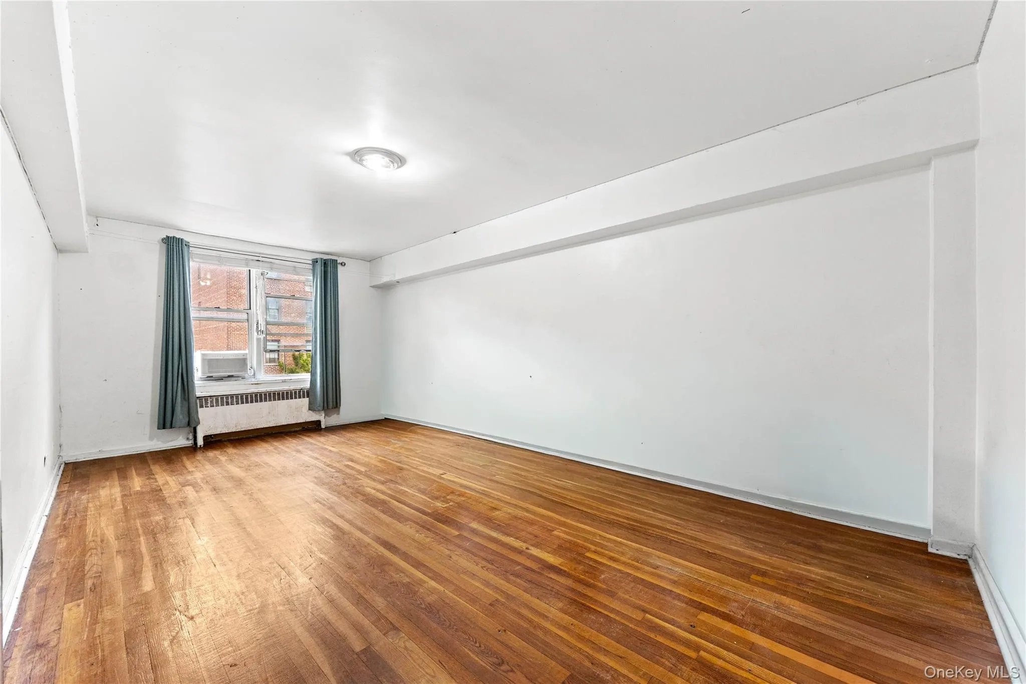 2275 Cruger Ave, New York, NY, 2 Bedrooms Bedrooms, 5 Rooms Rooms,1 BathroomBathrooms,Residential Sale,For Rent,Cruger Ave,0,992150 2275 Cruger Ave, New York, NY, 2 Bedrooms Bedrooms, 5 Rooms Rooms,1 BathroomBathrooms,Residential Sale,For Rent,Cruger Ave,0,992150