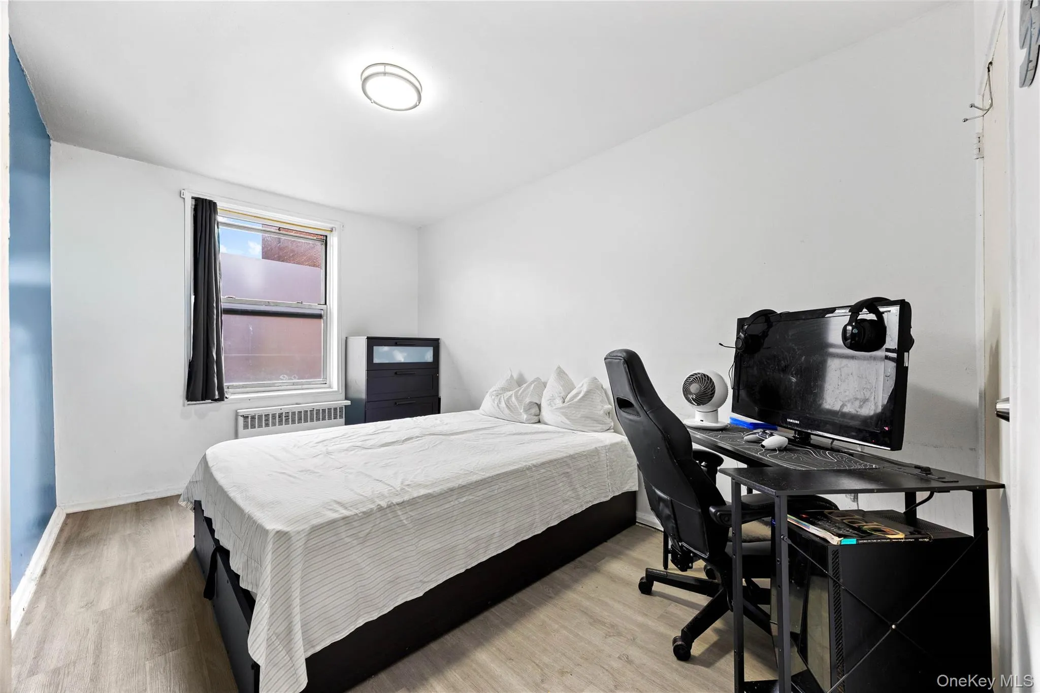 2275 Cruger Ave, New York, NY, 2 Bedrooms Bedrooms, 5 Rooms Rooms,1 BathroomBathrooms,Residential Sale,For Rent,Cruger Ave,0,992150 2275 Cruger Ave, New York, NY, 2 Bedrooms Bedrooms, 5 Rooms Rooms,1 BathroomBathrooms,Residential Sale,For Rent,Cruger Ave,0,992150