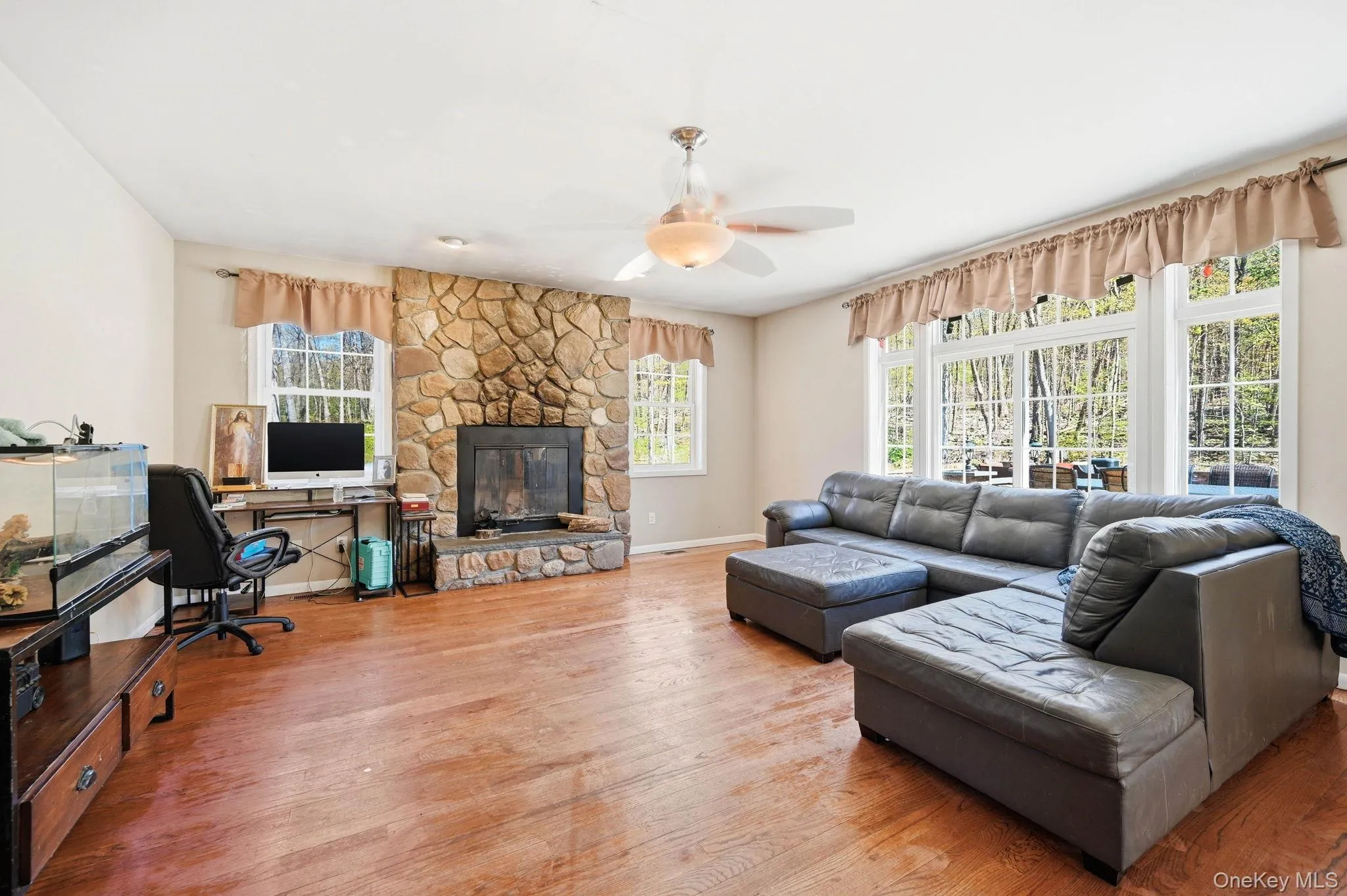 155 Alexander Road, Monroe, NY, 4 Bedrooms Bedrooms, 12 Rooms Rooms,3 BathroomsBathrooms,Residential Sale,For Rent,Alexander,0,992156 155 Alexander Road, Monroe, NY, 4 Bedrooms Bedrooms, 12 Rooms Rooms,3 BathroomsBathrooms,Residential Sale,For Rent,Alexander,0,992156