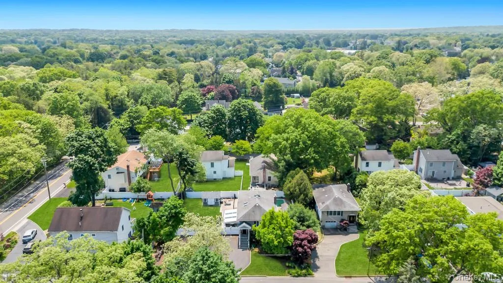 4 Florence Street, Smithtown, NY, 5 Bedrooms Bedrooms, 10 Rooms Rooms,2 BathroomsBathrooms,Residential,For Rent,Florence,0,992164 4 Florence Street, Smithtown, NY, 5 Bedrooms Bedrooms, 10 Rooms Rooms,2 BathroomsBathrooms,Residential,For Rent,Florence,0,992164