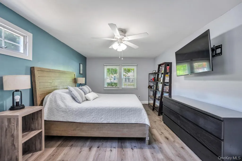 4 Florence Street, Smithtown, NY, 5 Bedrooms Bedrooms, 10 Rooms Rooms,2 BathroomsBathrooms,Residential,For Rent,Florence,0,992164 4 Florence Street, Smithtown, NY, 5 Bedrooms Bedrooms, 10 Rooms Rooms,2 BathroomsBathrooms,Residential,For Rent,Florence,0,992164