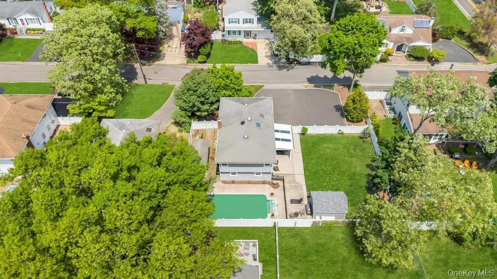 4 Florence Street, Smithtown, NY, 5 Bedrooms Bedrooms, 10 Rooms Rooms,2 BathroomsBathrooms,Residential,For Rent,Florence,0,992164 4 Florence Street, Smithtown, NY, 5 Bedrooms Bedrooms, 10 Rooms Rooms,2 BathroomsBathrooms,Residential,For Rent,Florence,0,992164