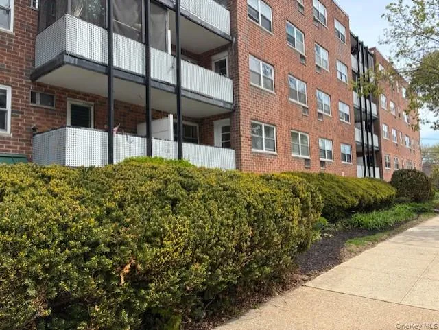 100 Lincoln Avenue, North Hempstead, NY, 1 Bedroom Bedrooms, 3 Rooms Rooms,1 BathroomBathrooms,Residential Lease,For Rent,Lincoln,0,992166 100 Lincoln Avenue, North Hempstead, NY, 1 Bedroom Bedrooms, 3 Rooms Rooms,1 BathroomBathrooms,Residential Lease,For Rent,Lincoln,0,992166