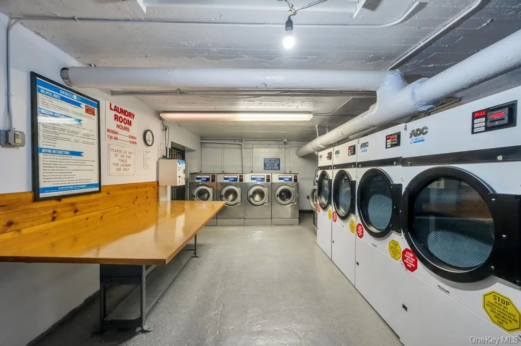 3716 83rd Street, New York, NY, 1 Bedroom Bedrooms, 4 Rooms Rooms,1 BathroomBathrooms,Residential Lease,For Rent,83rd,0,992168 3716 83rd Street, New York, NY, 1 Bedroom Bedrooms, 4 Rooms Rooms,1 BathroomBathrooms,Residential Lease,For Rent,83rd,0,992168