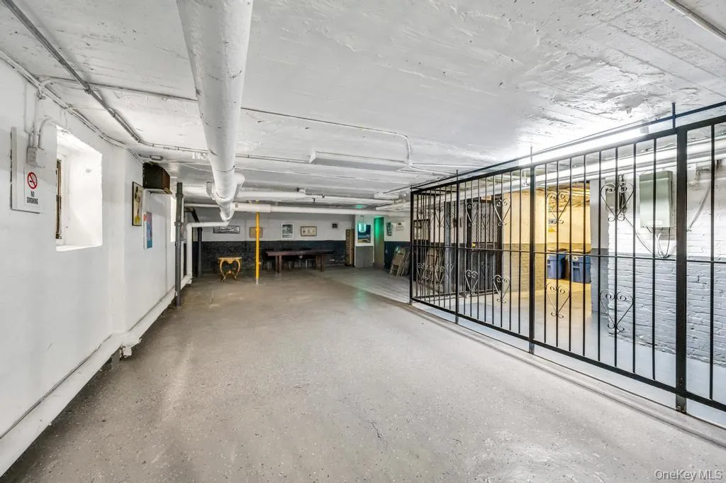 3716 83rd Street, New York, NY, 1 Bedroom Bedrooms, 4 Rooms Rooms,1 BathroomBathrooms,Residential Lease,For Rent,83rd,0,992168 3716 83rd Street, New York, NY, 1 Bedroom Bedrooms, 4 Rooms Rooms,1 BathroomBathrooms,Residential Lease,For Rent,83rd,0,992168