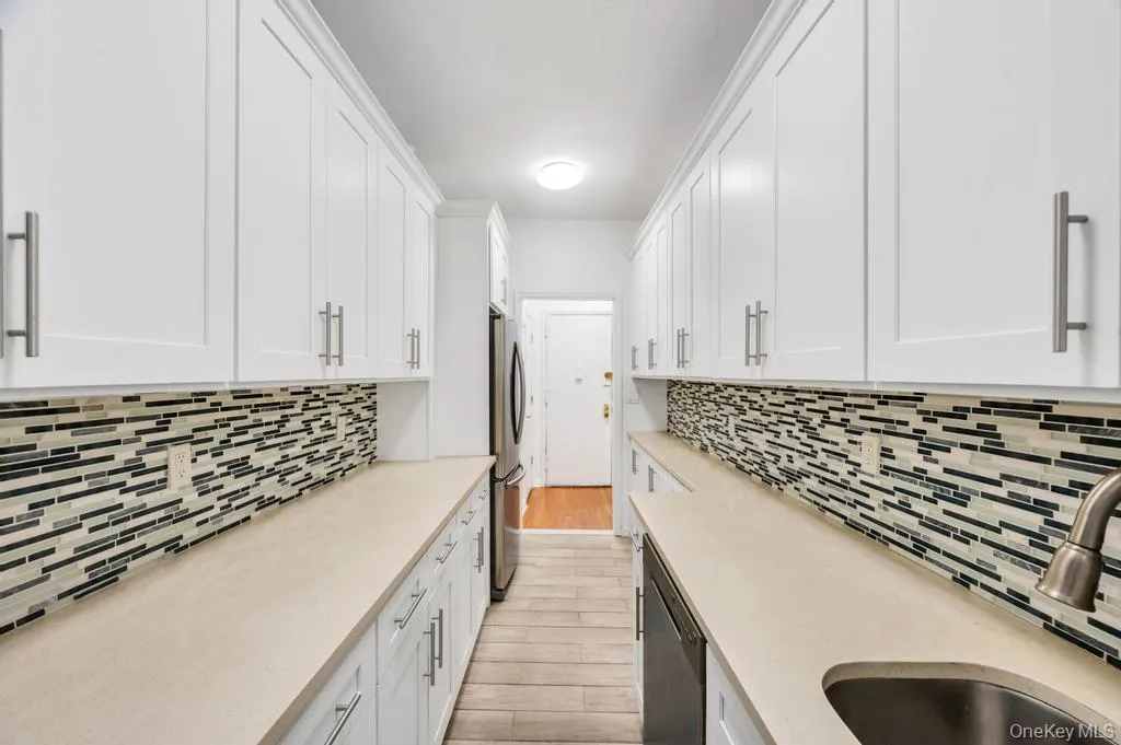 3716 83rd Street, New York, NY, 1 Bedroom Bedrooms, 4 Rooms Rooms,1 BathroomBathrooms,Residential Lease,For Rent,83rd,0,992168 3716 83rd Street, New York, NY, 1 Bedroom Bedrooms, 4 Rooms Rooms,1 BathroomBathrooms,Residential Lease,For Rent,83rd,0,992168