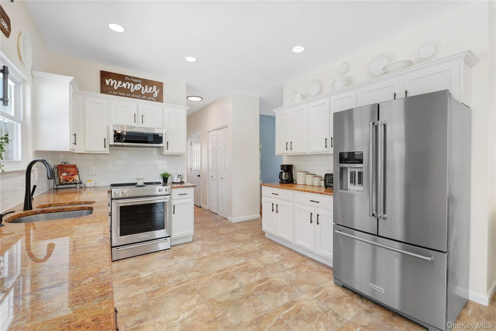 20 Chateau Drive, Brookhaven, NY, 4 Bedrooms Bedrooms, 8 Rooms Rooms,2 BathroomsBathrooms,Residential,For Rent,Chateau,0,992171 20 Chateau Drive, Brookhaven, NY, 4 Bedrooms Bedrooms, 8 Rooms Rooms,2 BathroomsBathrooms,Residential,For Rent,Chateau,0,992171