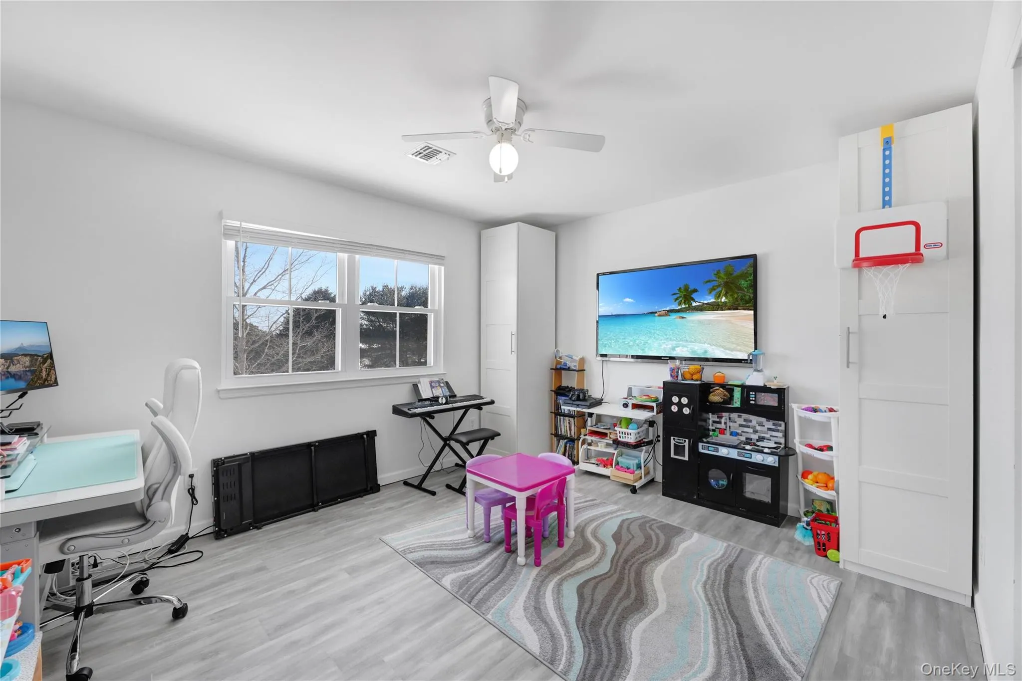 20 Chateau Drive, Brookhaven, NY, 4 Bedrooms Bedrooms, 8 Rooms Rooms,2 BathroomsBathrooms,Residential,For Rent,Chateau,0,992171 20 Chateau Drive, Brookhaven, NY, 4 Bedrooms Bedrooms, 8 Rooms Rooms,2 BathroomsBathrooms,Residential,For Rent,Chateau,0,992171