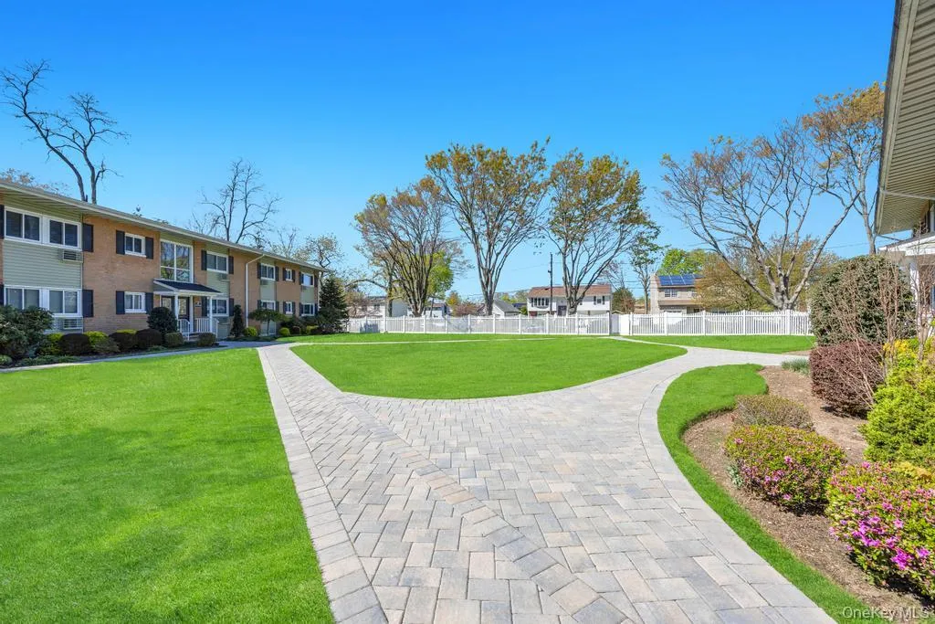 49 Mildred Place, Babylon, NY, 1 Bedroom Bedrooms, 4 Rooms Rooms,1 BathroomBathrooms,Residential,For Rent,Mildred,0,992172 49 Mildred Place, Babylon, NY, 1 Bedroom Bedrooms, 4 Rooms Rooms,1 BathroomBathrooms,Residential,For Rent,Mildred,0,992172
