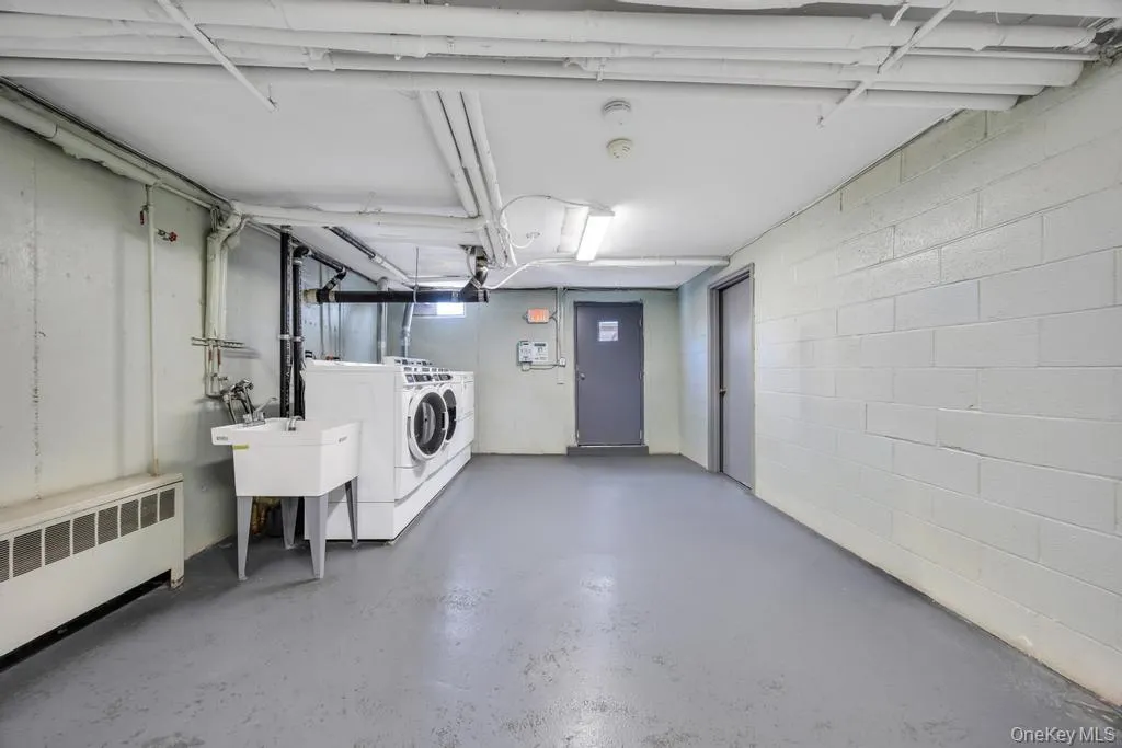 49 Mildred Place, Babylon, NY, 1 Bedroom Bedrooms, 4 Rooms Rooms,1 BathroomBathrooms,Residential,For Rent,Mildred,0,992172 49 Mildred Place, Babylon, NY, 1 Bedroom Bedrooms, 4 Rooms Rooms,1 BathroomBathrooms,Residential,For Rent,Mildred,0,992172