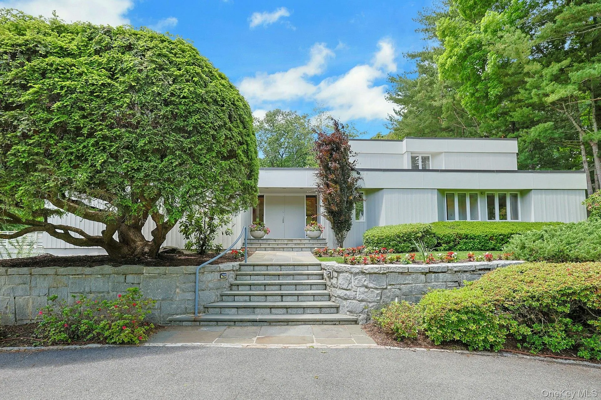 10 Cypress Point Drive, Harrison, NY, 5 Bedrooms Bedrooms, 11 Rooms Rooms,4 BathroomsBathrooms,Residential,For Rent,Cypress Point,0,992184 10 Cypress Point Drive, Harrison, NY, 5 Bedrooms Bedrooms, 11 Rooms Rooms,4 BathroomsBathrooms,Residential,For Rent,Cypress Point,0,992184