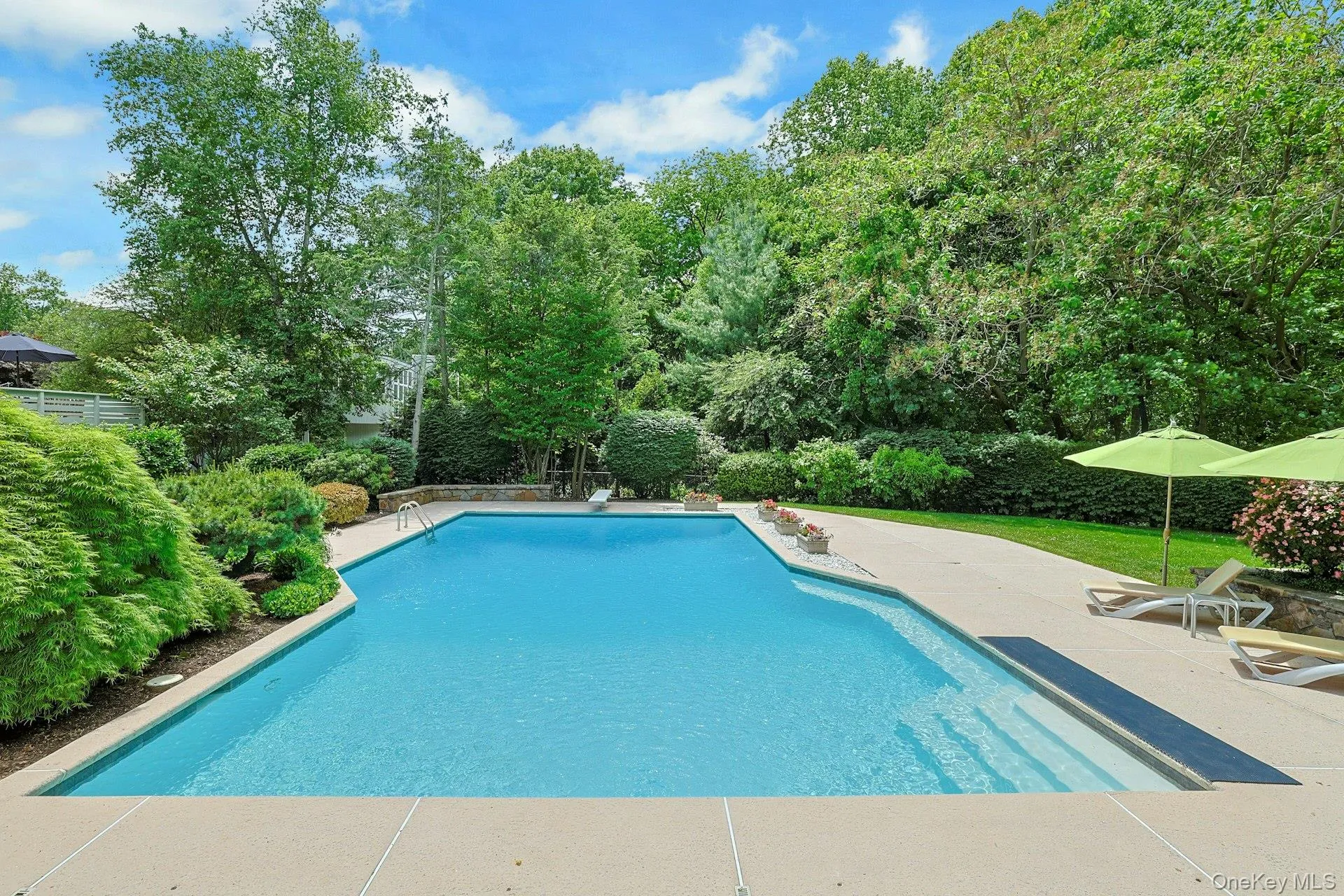 10 Cypress Point Drive, Harrison, NY, 5 Bedrooms Bedrooms, 11 Rooms Rooms,4 BathroomsBathrooms,Residential,For Rent,Cypress Point,0,992184 10 Cypress Point Drive, Harrison, NY, 5 Bedrooms Bedrooms, 11 Rooms Rooms,4 BathroomsBathrooms,Residential,For Rent,Cypress Point,0,992184