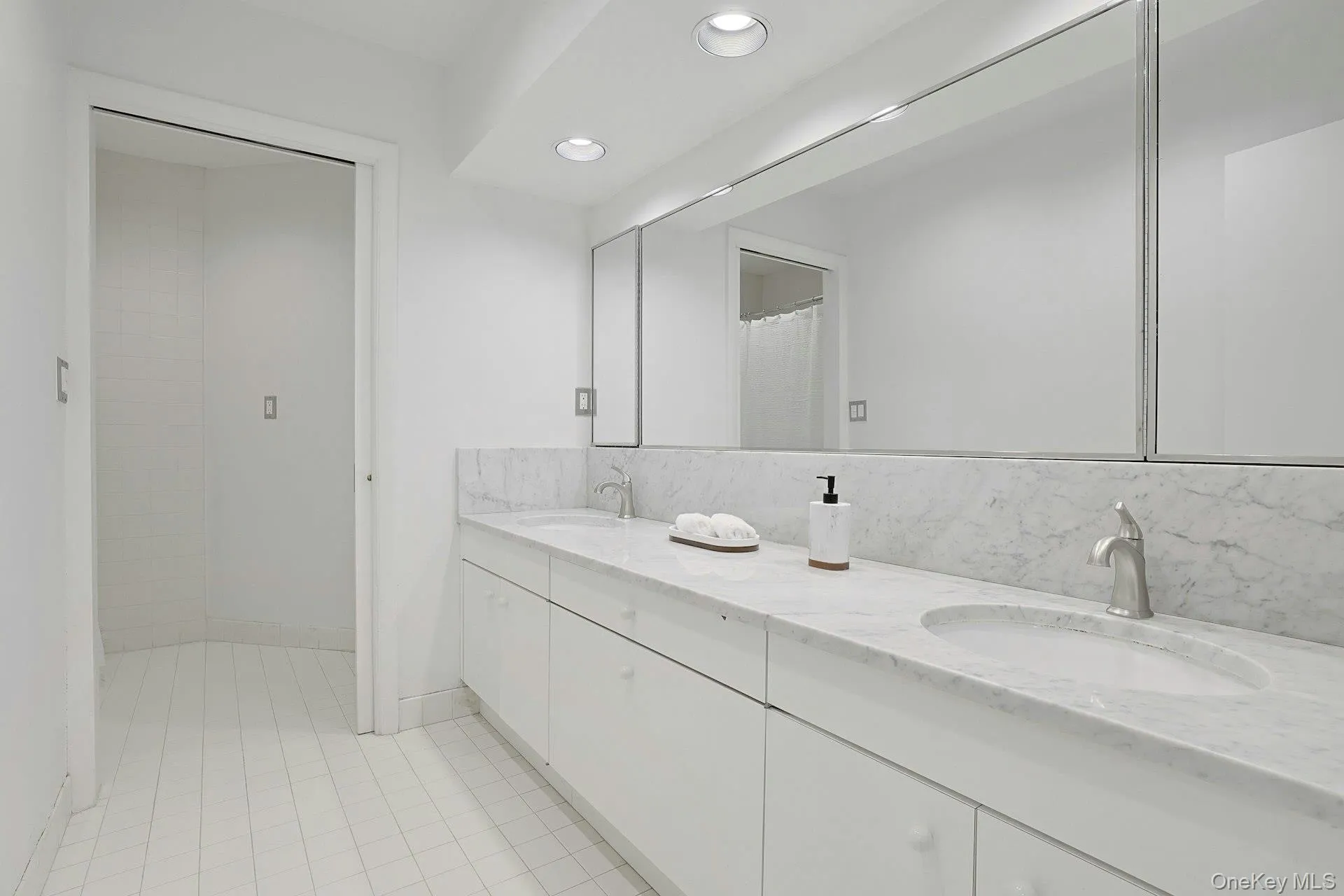 10 Cypress Point Drive, Harrison, NY, 5 Bedrooms Bedrooms, 11 Rooms Rooms,4 BathroomsBathrooms,Residential,For Rent,Cypress Point,0,992184 10 Cypress Point Drive, Harrison, NY, 5 Bedrooms Bedrooms, 11 Rooms Rooms,4 BathroomsBathrooms,Residential,For Rent,Cypress Point,0,992184