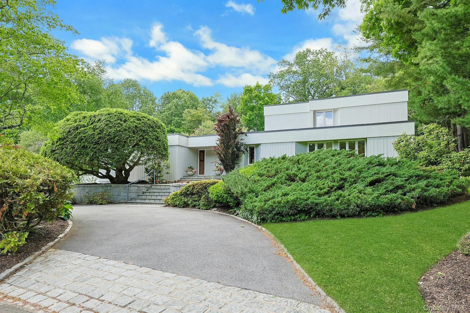 10 Cypress Point Drive, Harrison, NY, 5 Bedrooms Bedrooms, 11 Rooms Rooms,4 BathroomsBathrooms,Residential,For Rent,Cypress Point,0,992184 10 Cypress Point Drive, Harrison, NY, 5 Bedrooms Bedrooms, 11 Rooms Rooms,4 BathroomsBathrooms,Residential,For Rent,Cypress Point,0,992184