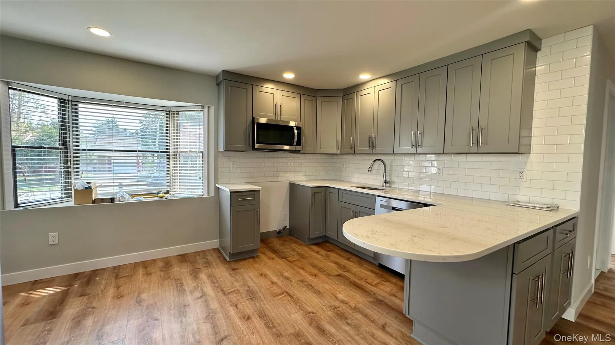 27 Southridge Drive, Glen Cove, NY, 2 Bedrooms Bedrooms, 4 Rooms Rooms,1 BathroomBathrooms,Residential Lease,For Rent,Southridge,0,992206 27 Southridge Drive, Glen Cove, NY, 2 Bedrooms Bedrooms, 4 Rooms Rooms,1 BathroomBathrooms,Residential Lease,For Rent,Southridge,0,992206