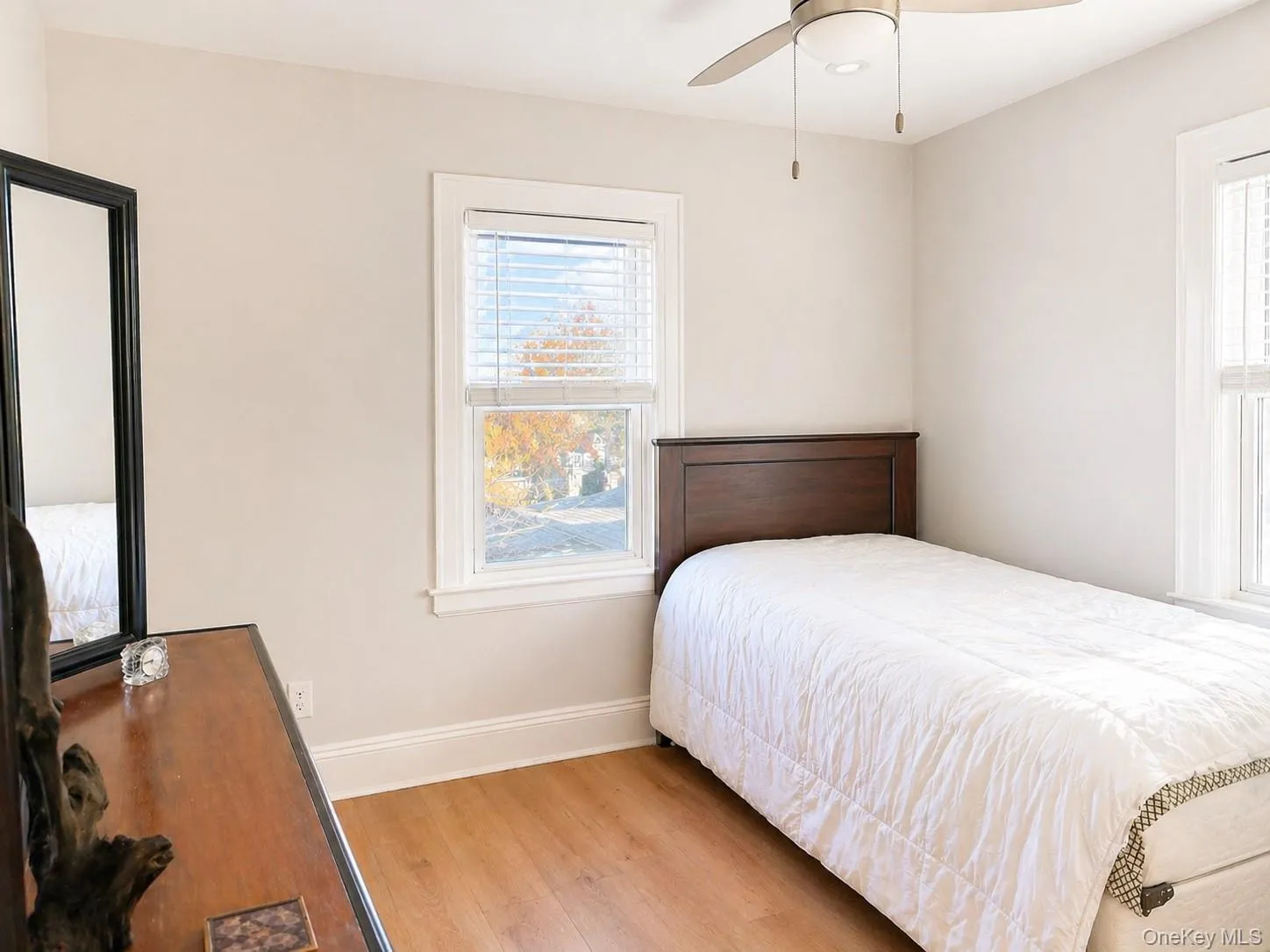 45-17 Auburndale Lane, New York, NY, 1 Bedroom Bedrooms, 4 Rooms Rooms,1 BathroomBathrooms,Residential Lease,For Rent,Auburndale,0,992213 45-17 Auburndale Lane, New York, NY, 1 Bedroom Bedrooms, 4 Rooms Rooms,1 BathroomBathrooms,Residential Lease,For Rent,Auburndale,0,992213