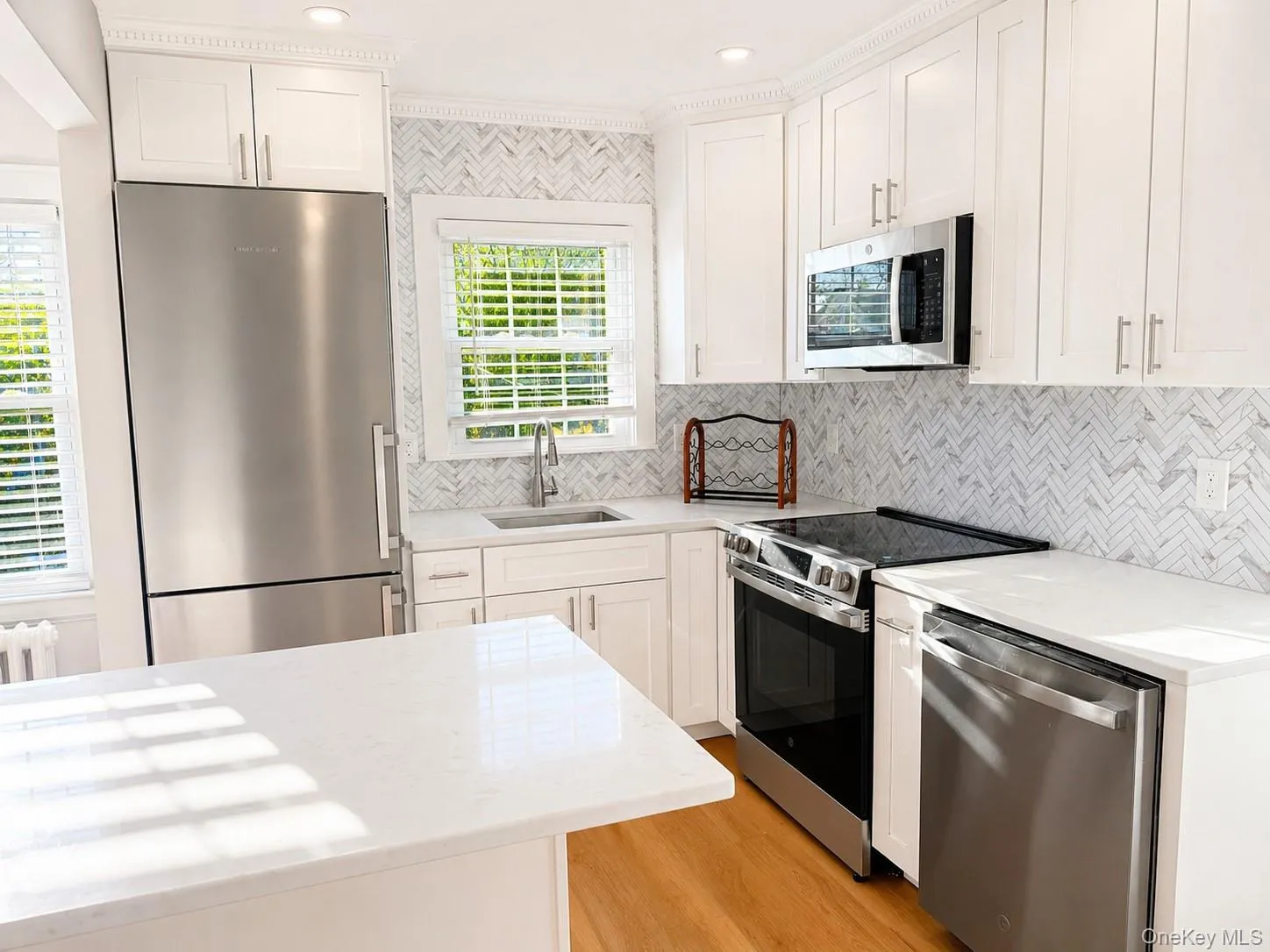45-17 Auburndale Lane, New York, NY, 1 Bedroom Bedrooms, 4 Rooms Rooms,1 BathroomBathrooms,Residential Lease,For Rent,Auburndale,0,992213 45-17 Auburndale Lane, New York, NY, 1 Bedroom Bedrooms, 4 Rooms Rooms,1 BathroomBathrooms,Residential Lease,For Rent,Auburndale,0,992213
