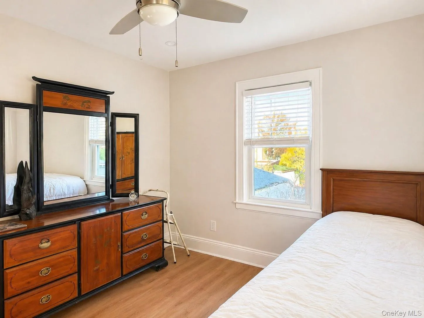 45-17 Auburndale Lane, New York, NY, 1 Bedroom Bedrooms, 4 Rooms Rooms,1 BathroomBathrooms,Residential Lease,For Rent,Auburndale,0,992213 45-17 Auburndale Lane, New York, NY, 1 Bedroom Bedrooms, 4 Rooms Rooms,1 BathroomBathrooms,Residential Lease,For Rent,Auburndale,0,992213