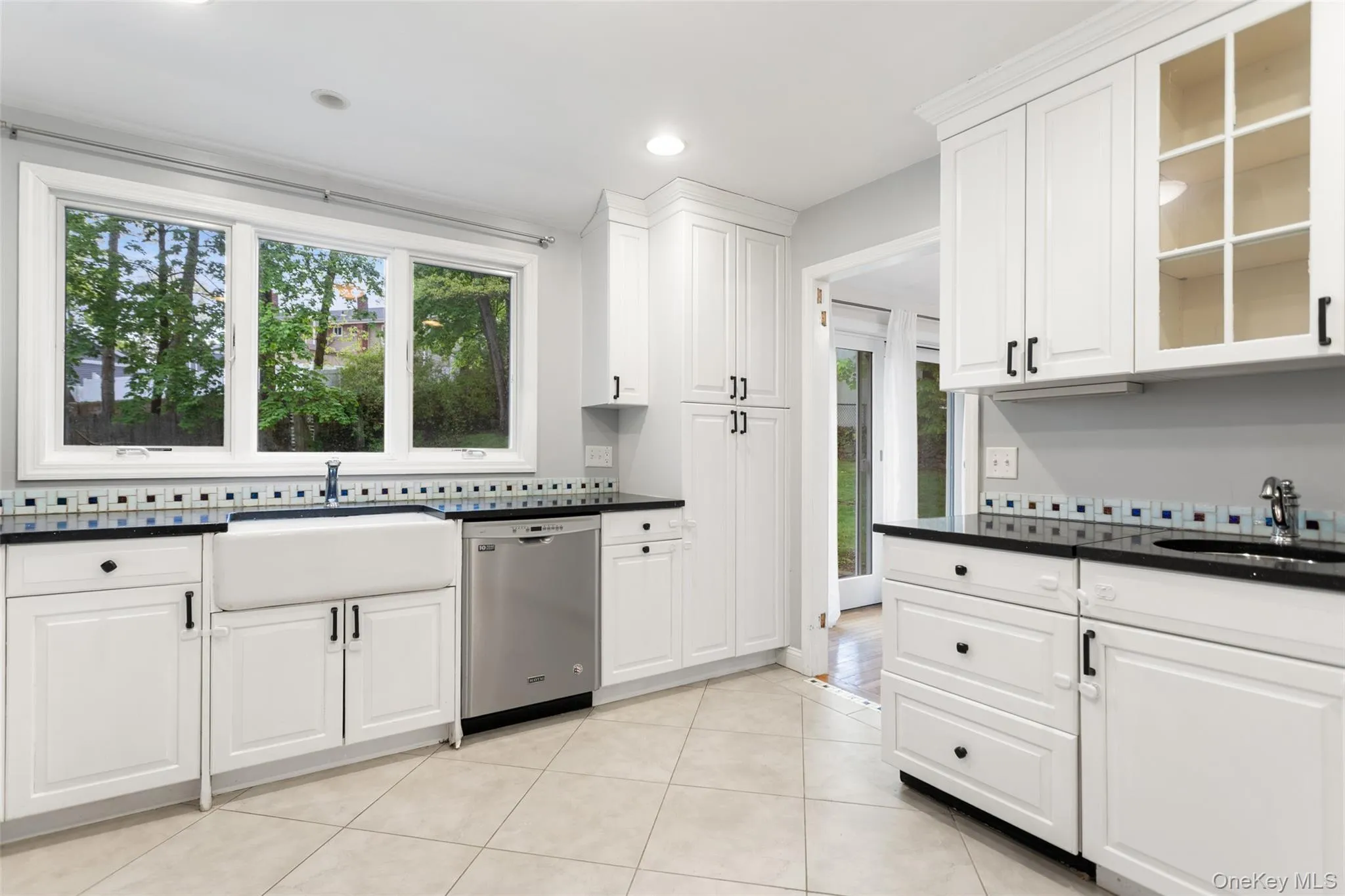 4 Kingwood Road, Greenburgh, NY, 3 Bedrooms Bedrooms, 8 Rooms Rooms,2 BathroomsBathrooms,Residential Lease,For Rent,Kingwood,0,992220 4 Kingwood Road, Greenburgh, NY, 3 Bedrooms Bedrooms, 8 Rooms Rooms,2 BathroomsBathrooms,Residential Lease,For Rent,Kingwood,0,992220