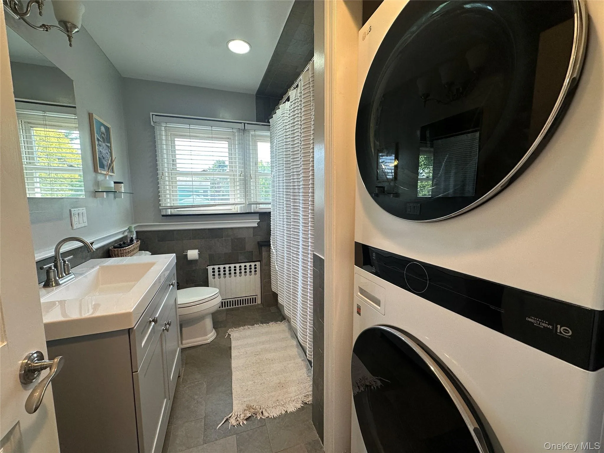 15 Barlow Avenue, Oyster Bay, NY, 1 Bedroom Bedrooms, 5 Rooms Rooms,1 BathroomBathrooms,Residential Lease,For Rent,Barlow,0,992240 15 Barlow Avenue, Oyster Bay, NY, 1 Bedroom Bedrooms, 5 Rooms Rooms,1 BathroomBathrooms,Residential Lease,For Rent,Barlow,0,992240