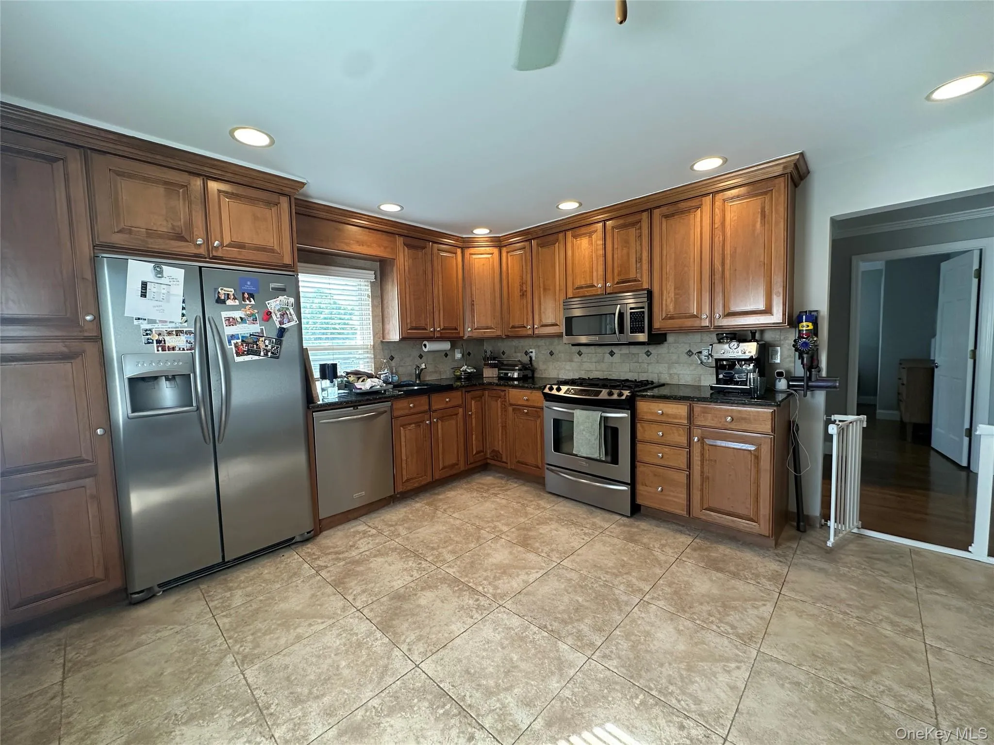 15 Barlow Avenue, Oyster Bay, NY, 1 Bedroom Bedrooms, 5 Rooms Rooms,1 BathroomBathrooms,Residential Lease,For Rent,Barlow,0,992240 15 Barlow Avenue, Oyster Bay, NY, 1 Bedroom Bedrooms, 5 Rooms Rooms,1 BathroomBathrooms,Residential Lease,For Rent,Barlow,0,992240