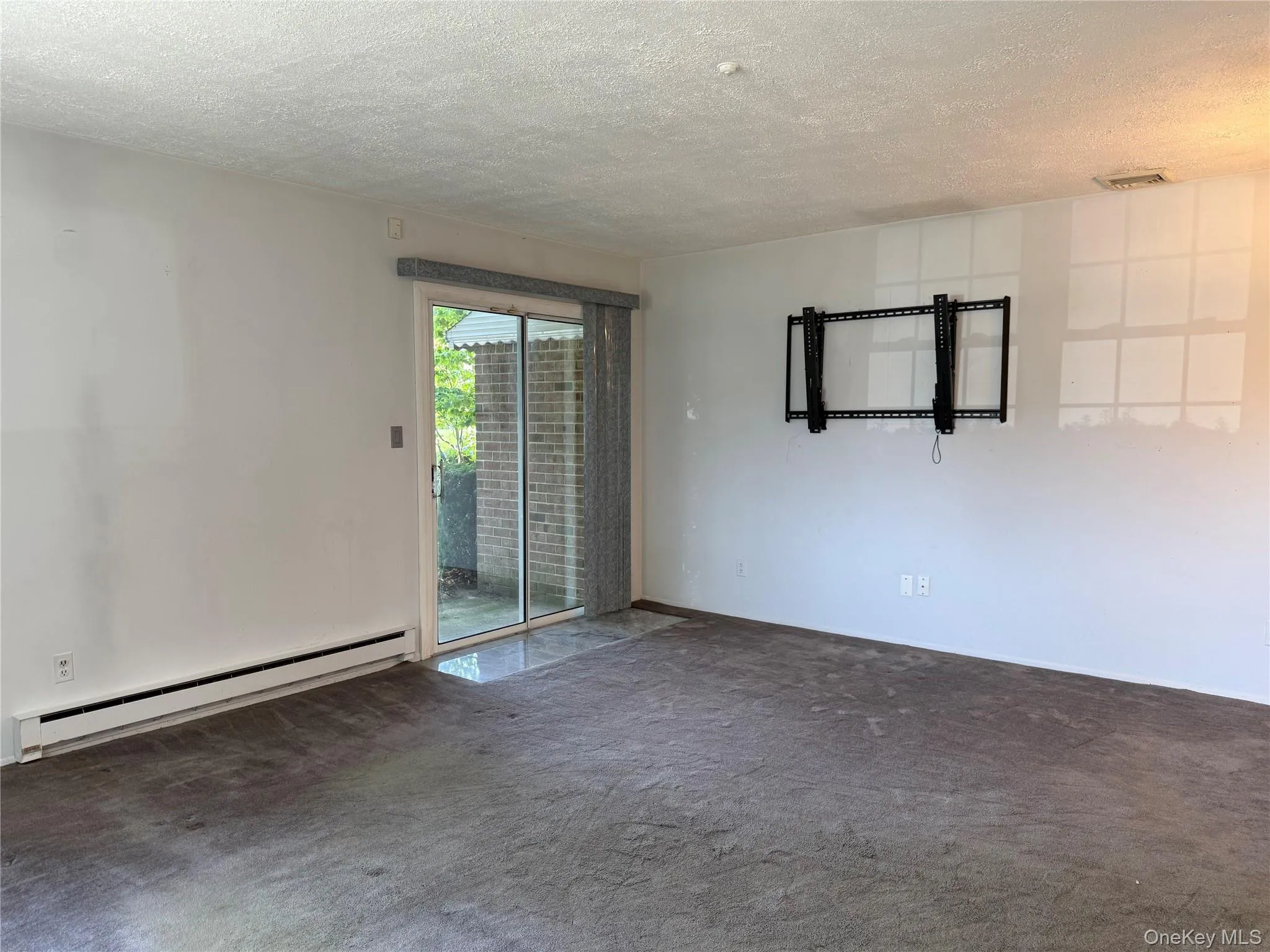 58 Harbor Road, Babylon, NY, 1 Bedroom Bedrooms, 3 Rooms Rooms,1 BathroomBathrooms,Residential,For Rent,Harbor,0,992241 58 Harbor Road, Babylon, NY, 1 Bedroom Bedrooms, 3 Rooms Rooms,1 BathroomBathrooms,Residential,For Rent,Harbor,0,992241