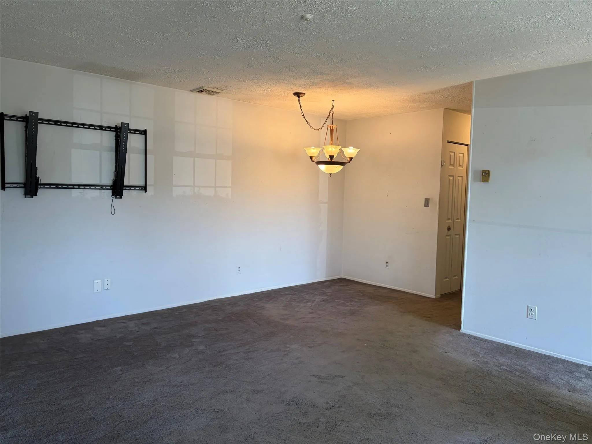 58 Harbor Road, Babylon, NY, 1 Bedroom Bedrooms, 3 Rooms Rooms,1 BathroomBathrooms,Residential,For Rent,Harbor,0,992241 58 Harbor Road, Babylon, NY, 1 Bedroom Bedrooms, 3 Rooms Rooms,1 BathroomBathrooms,Residential,For Rent,Harbor,0,992241