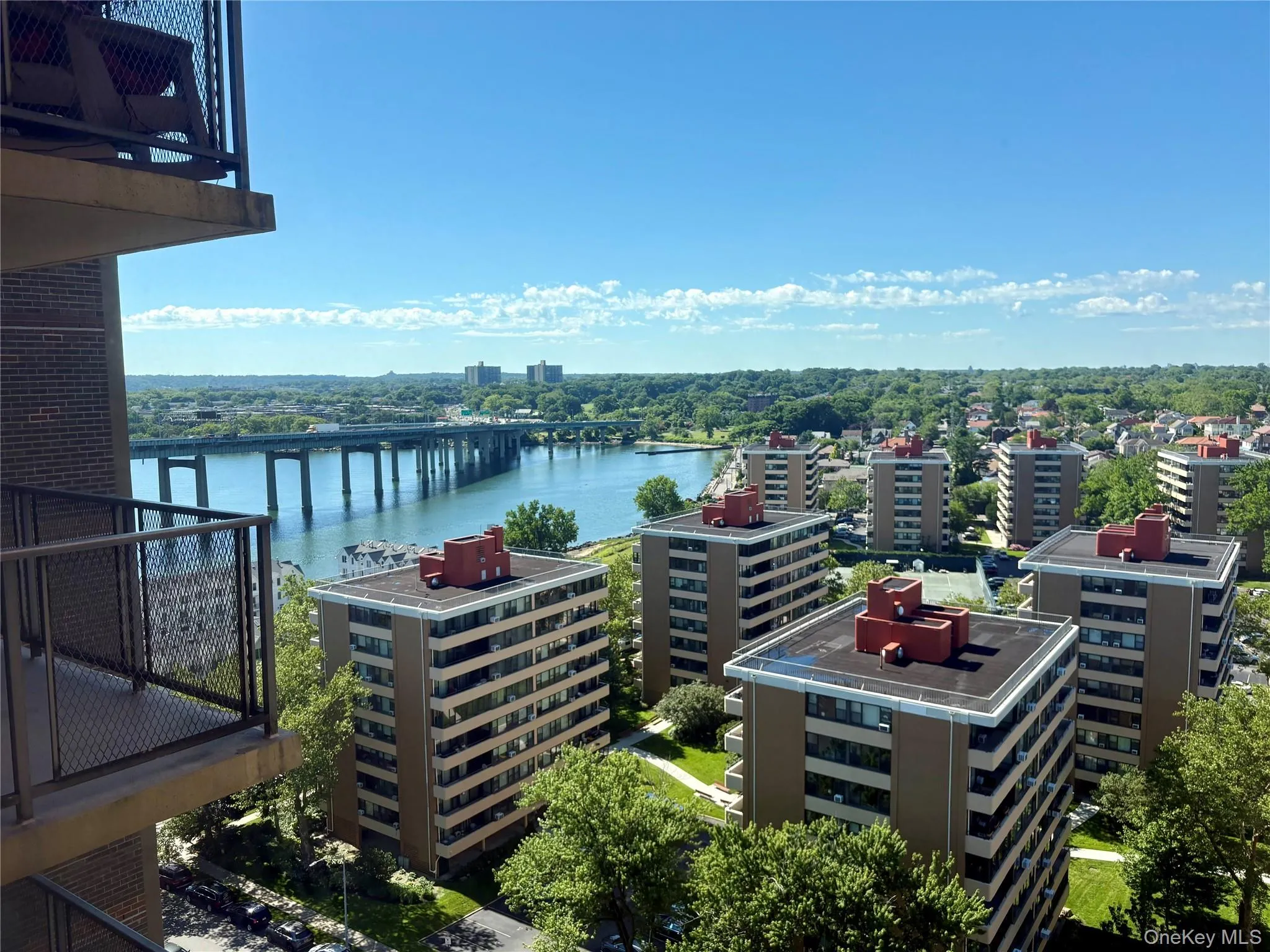 166-25 powells cove Boulevard, New York, NY, 2 Bedrooms Bedrooms, 6 Rooms Rooms,2 BathroomsBathrooms,Residential,For Rent,powells cove,0,KEY992247 166-25 powells cove Boulevard, New York, NY, 2 Bedrooms Bedrooms, 6 Rooms Rooms,2 BathroomsBathrooms,Residential,For Rent,powells cove,0,KEY992247