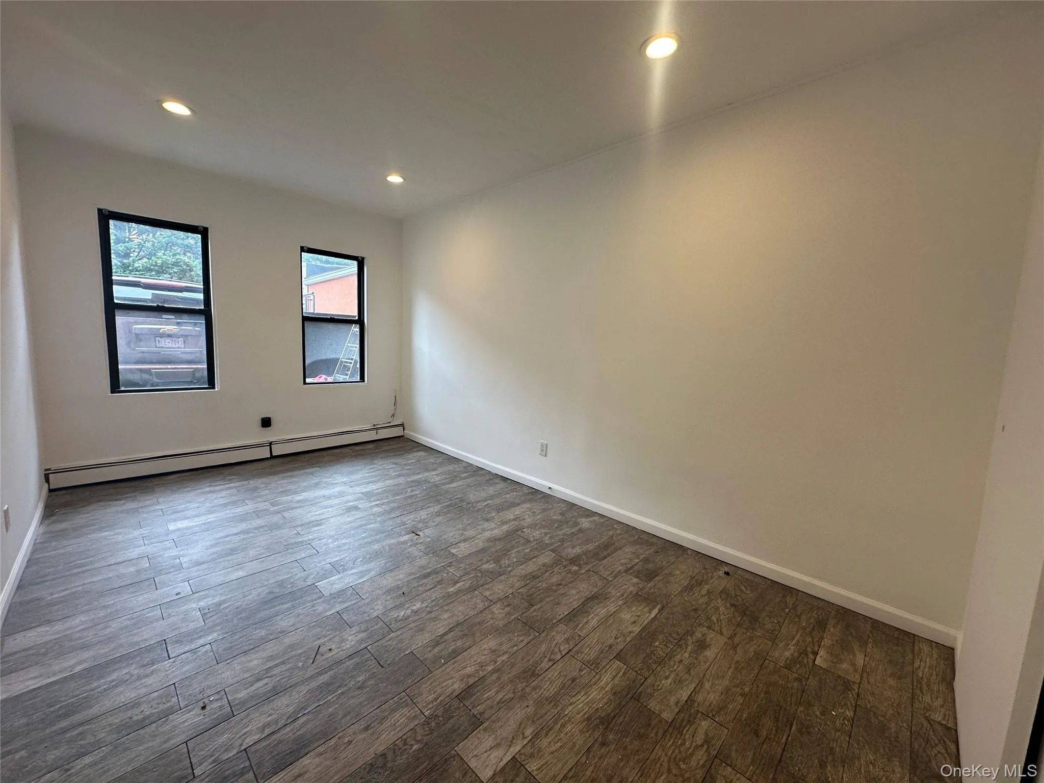 8 Lafayette Street, North Hempstead, NY, 1 Bedroom Bedrooms, 4 Rooms Rooms,1 BathroomBathrooms,Residential Lease,For Rent,Lafayette,0,992248 8 Lafayette Street, North Hempstead, NY, 1 Bedroom Bedrooms, 4 Rooms Rooms,1 BathroomBathrooms,Residential Lease,For Rent,Lafayette,0,992248