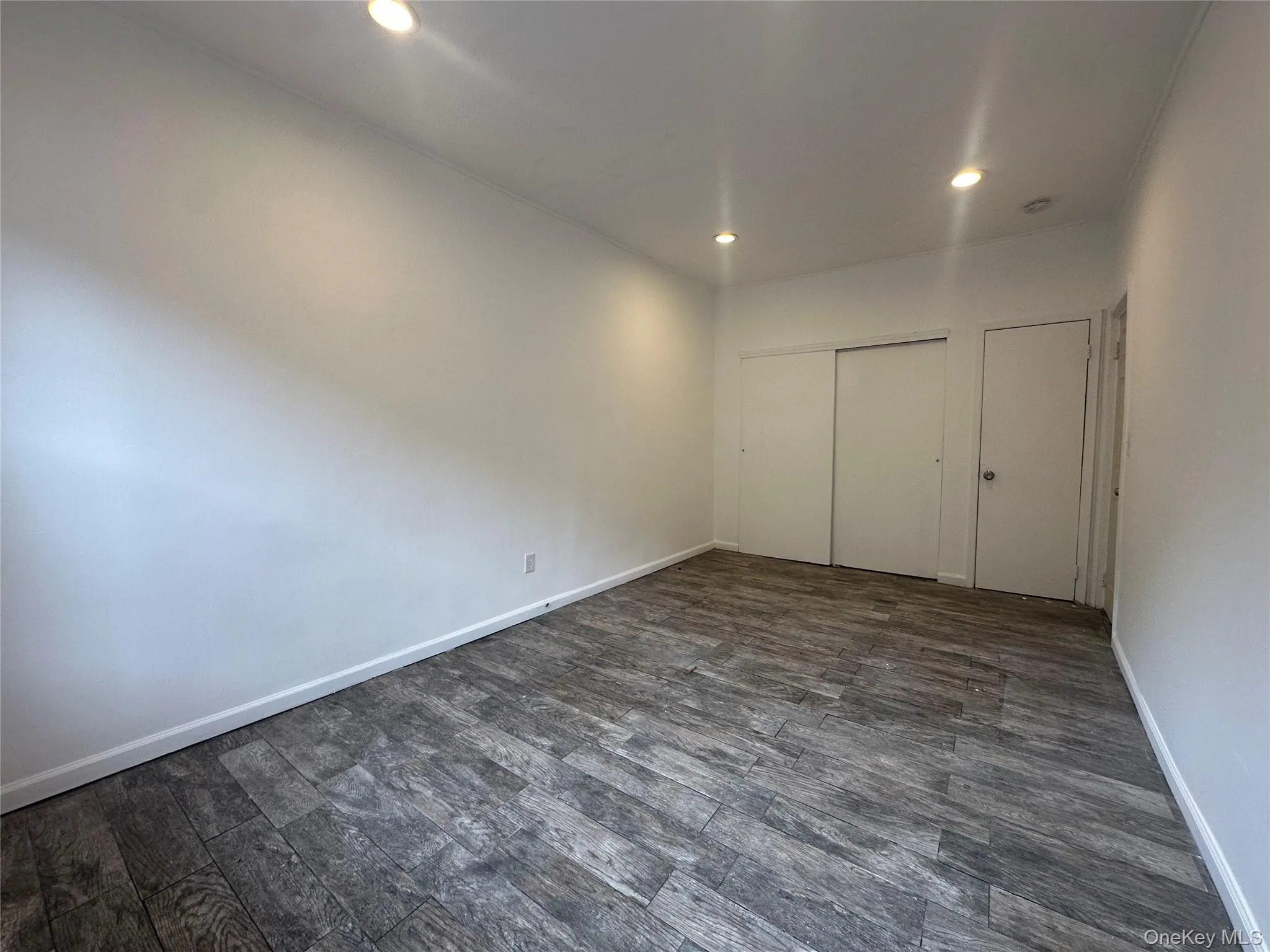 8 Lafayette Street, North Hempstead, NY, 1 Bedroom Bedrooms, 4 Rooms Rooms,1 BathroomBathrooms,Residential Lease,For Rent,Lafayette,0,992248 8 Lafayette Street, North Hempstead, NY, 1 Bedroom Bedrooms, 4 Rooms Rooms,1 BathroomBathrooms,Residential Lease,For Rent,Lafayette,0,992248