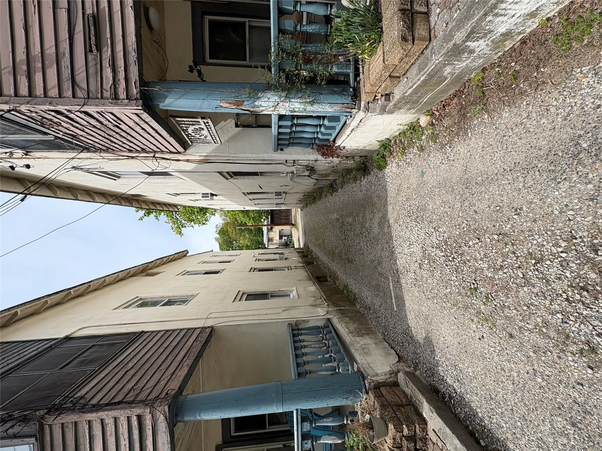 Alley to parking Alley to parking