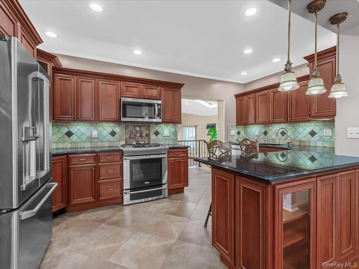 2 Tottenham Place, North Hempstead, NY, 2 Bedrooms Bedrooms, 6 Rooms Rooms,2 BathroomsBathrooms,Residential Lease,For Rent,Tottenham,0,992259 2 Tottenham Place, North Hempstead, NY, 2 Bedrooms Bedrooms, 6 Rooms Rooms,2 BathroomsBathrooms,Residential Lease,For Rent,Tottenham,0,992259