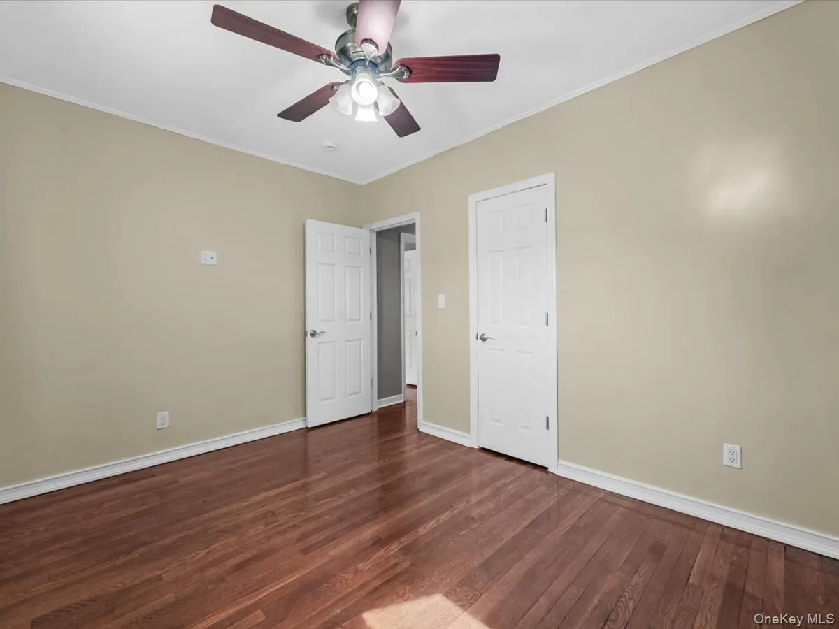 2 Tottenham Place, North Hempstead, NY, 2 Bedrooms Bedrooms, 6 Rooms Rooms,2 BathroomsBathrooms,Residential Lease,For Rent,Tottenham,0,992259 2 Tottenham Place, North Hempstead, NY, 2 Bedrooms Bedrooms, 6 Rooms Rooms,2 BathroomsBathrooms,Residential Lease,For Rent,Tottenham,0,992259