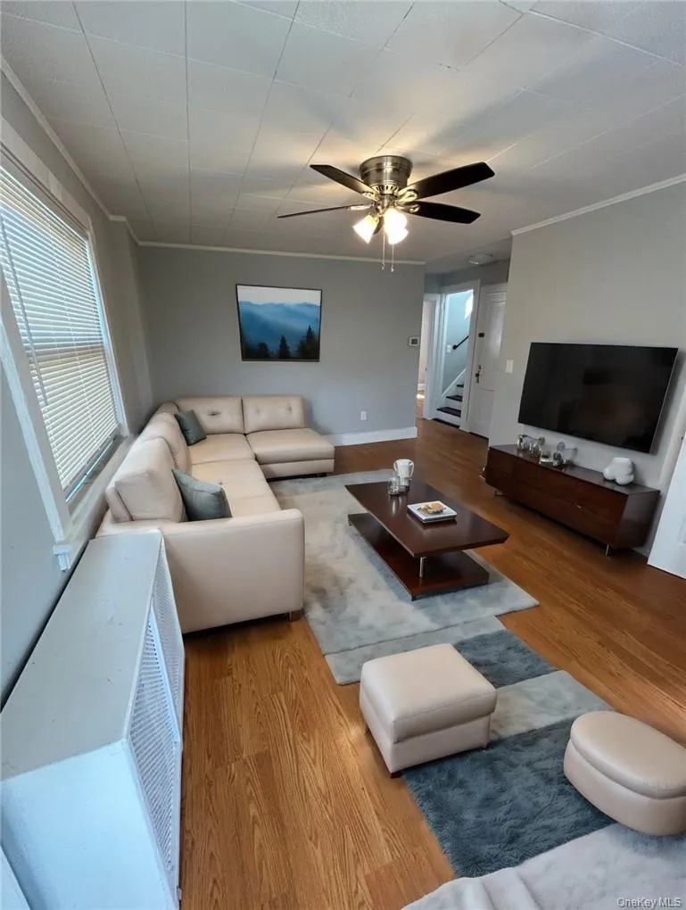 72 Soundview Street, New Rochelle, NY, 4 Bedrooms Bedrooms, 6 Rooms Rooms,2 BathroomsBathrooms,Residential Lease,For Rent,Soundview,0,992268 72 Soundview Street, New Rochelle, NY, 4 Bedrooms Bedrooms, 6 Rooms Rooms,2 BathroomsBathrooms,Residential Lease,For Rent,Soundview,0,992268